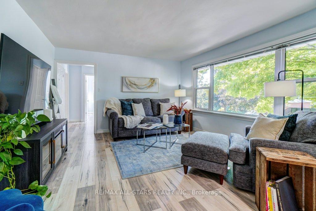 Photo 6 of 203 East Street, Uxbridge — HOMEH