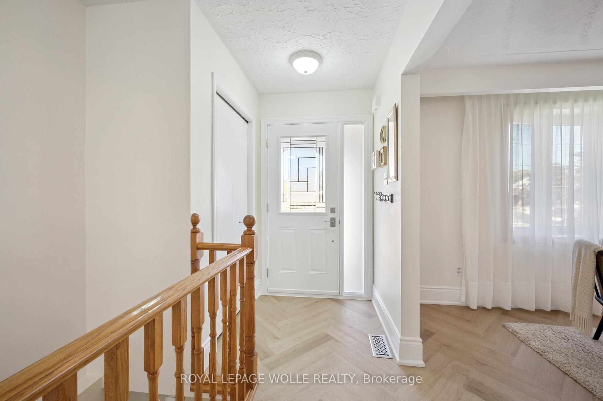 Photo 5 of 319 Conservation Drive, Waterloo — HOMEH