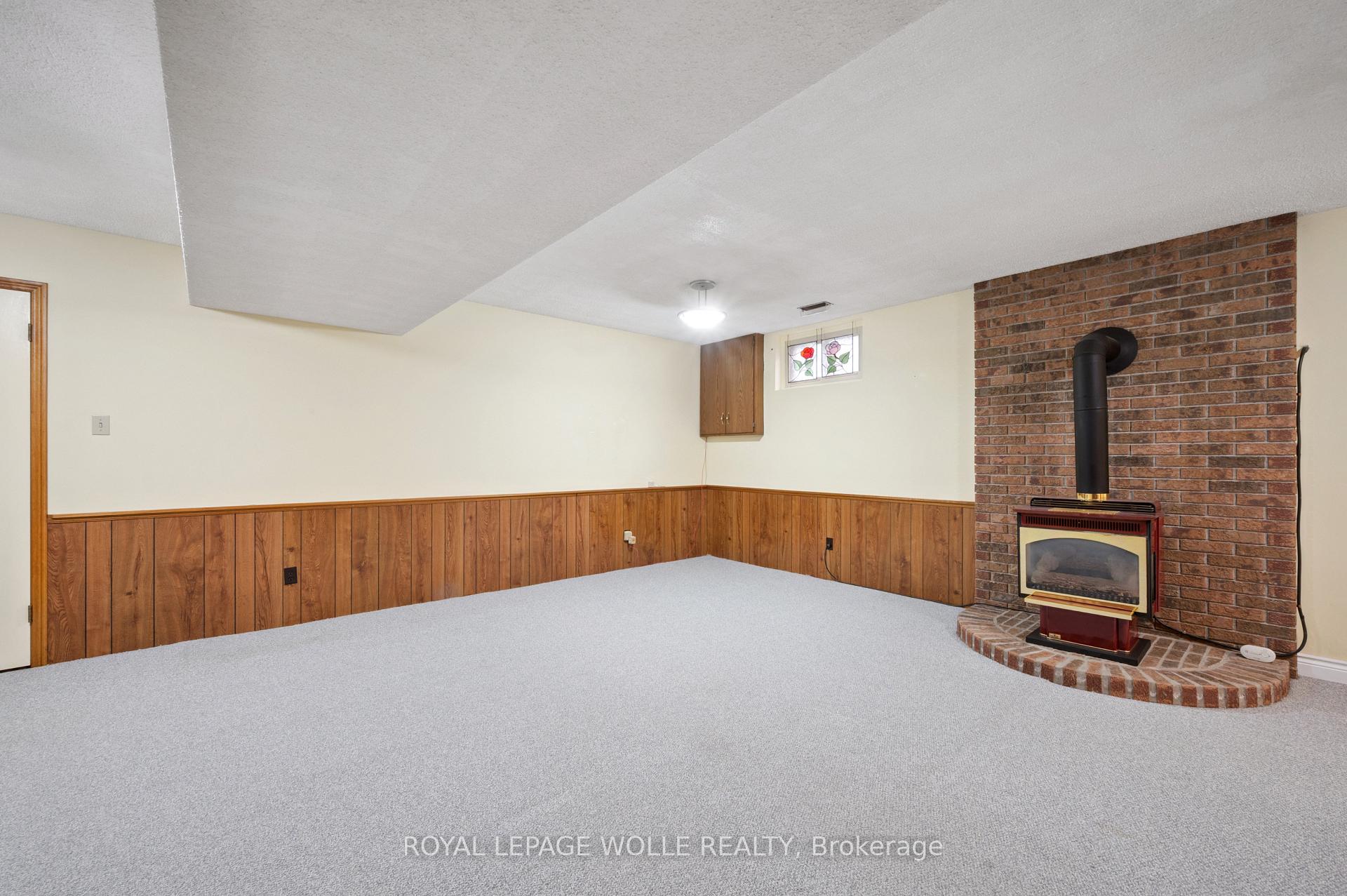 Photo 26 of 319 Conservation Drive, Waterloo — HOMEH