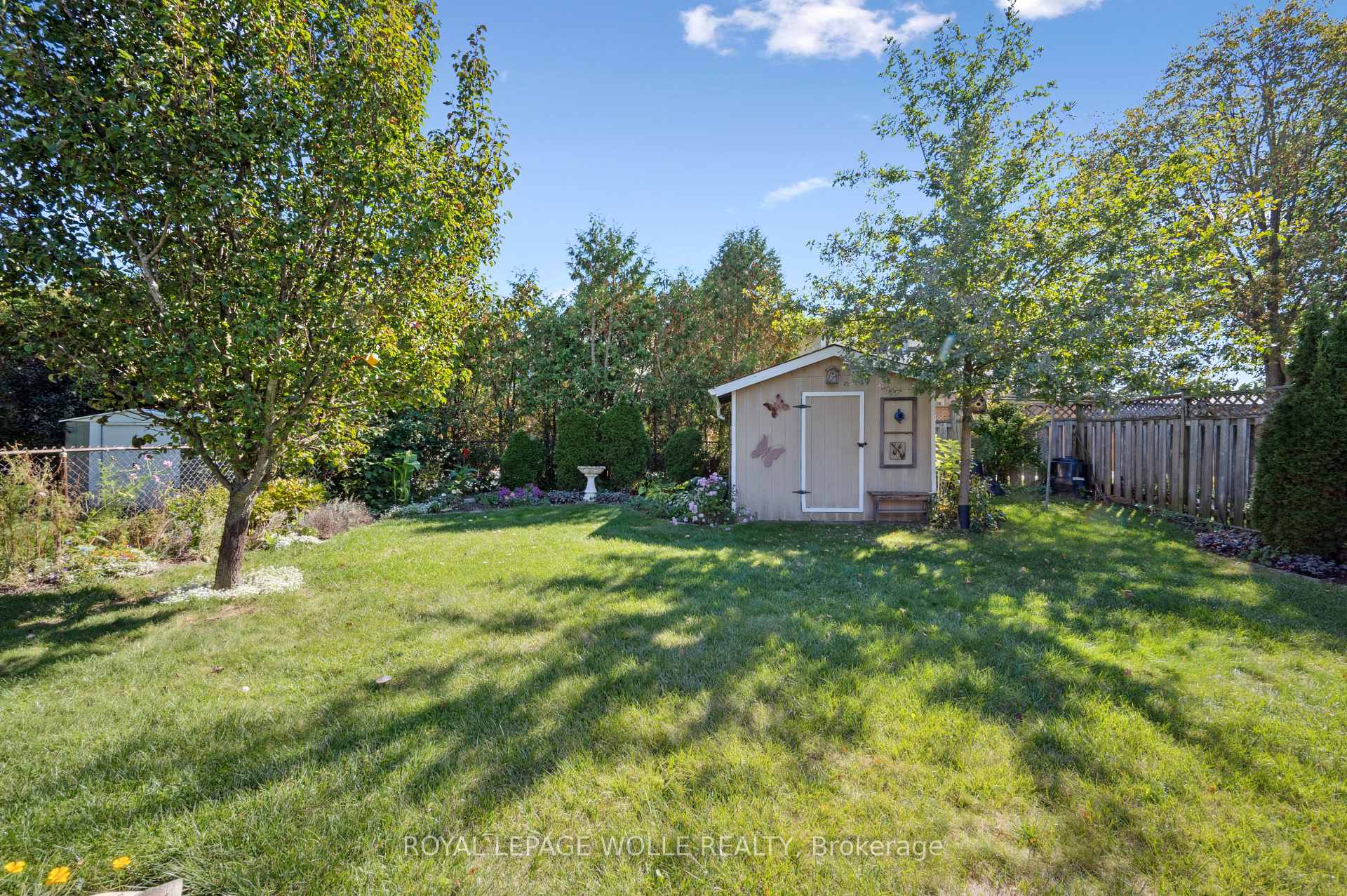 Photo 41 of 319 Conservation Drive, Waterloo — HOMEH