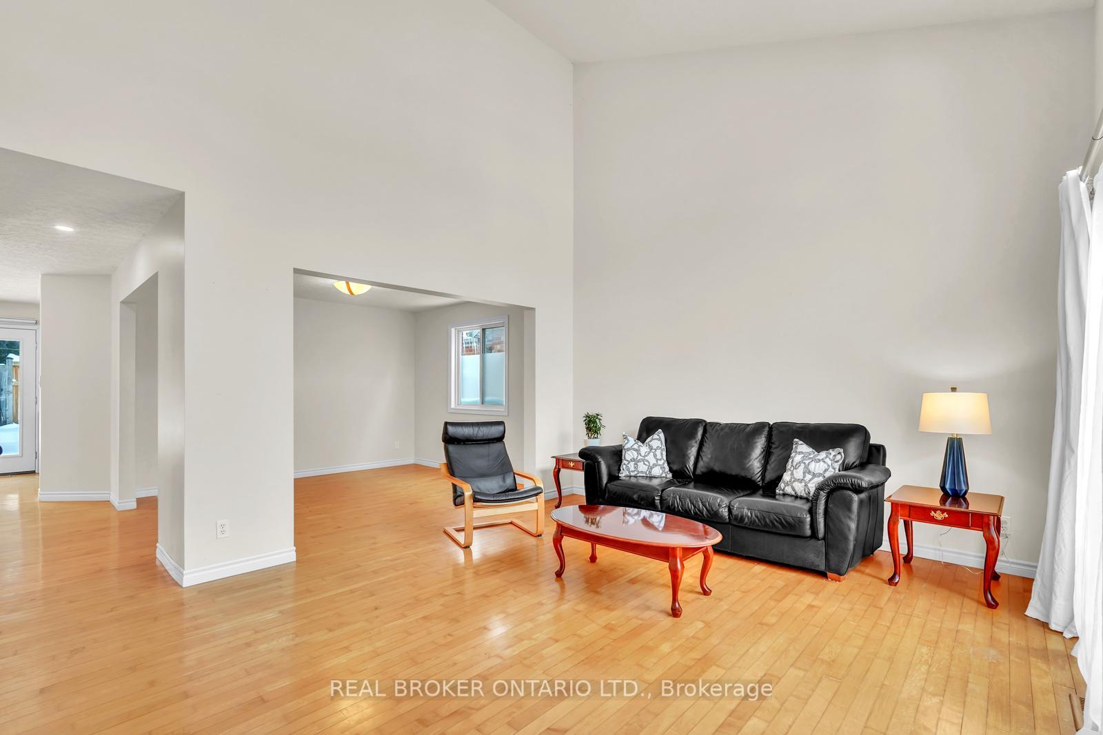 Photo 8 of 505 Forestlawn Road, Waterloo — HOMEH