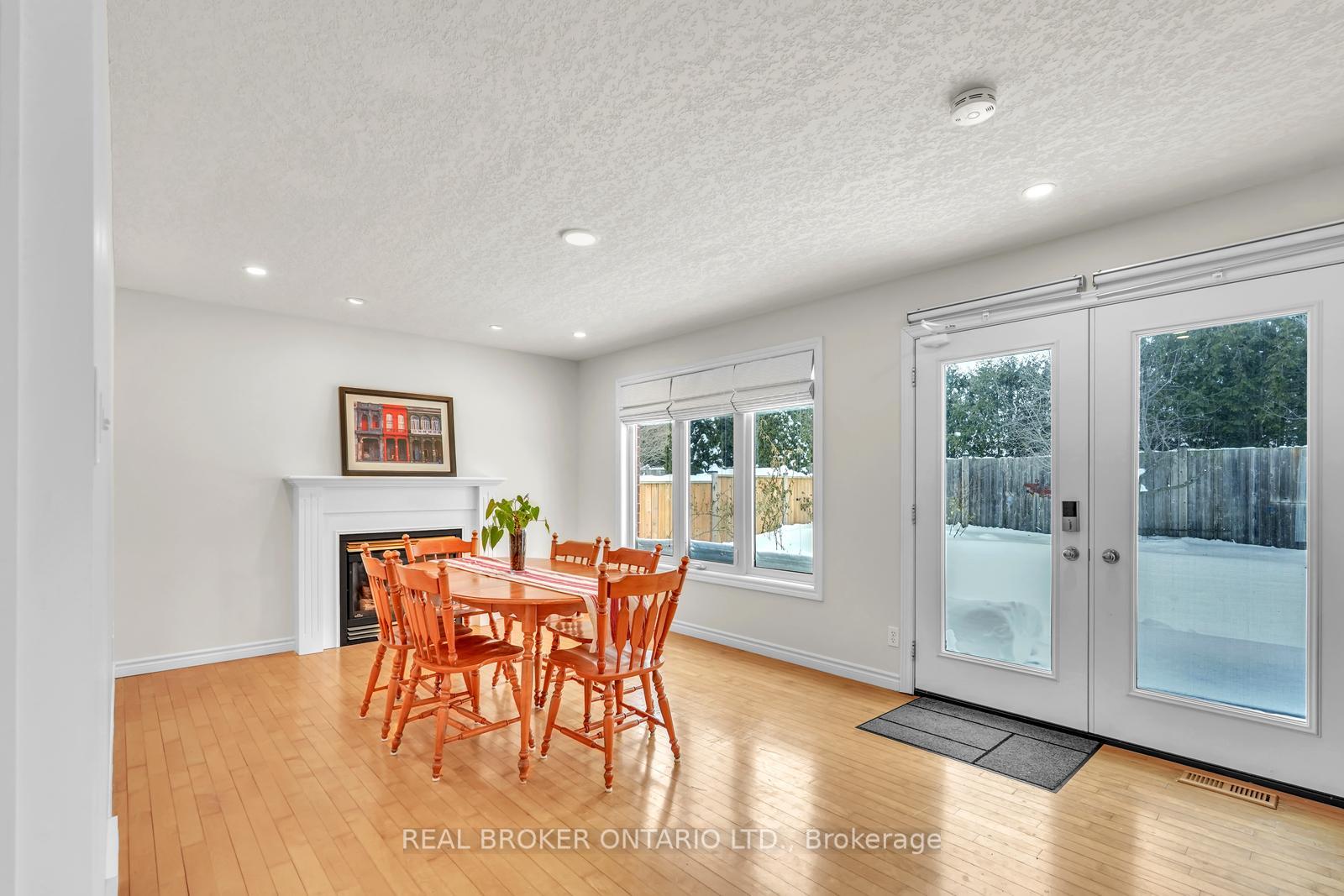 Photo 10 of 505 Forestlawn Road, Waterloo — HOMEH