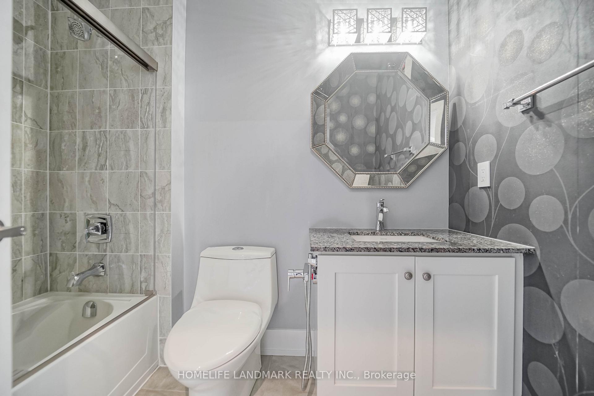 Photo 11 of 8 Crestridge Drive, Vaughan, Patterson — HOMEH