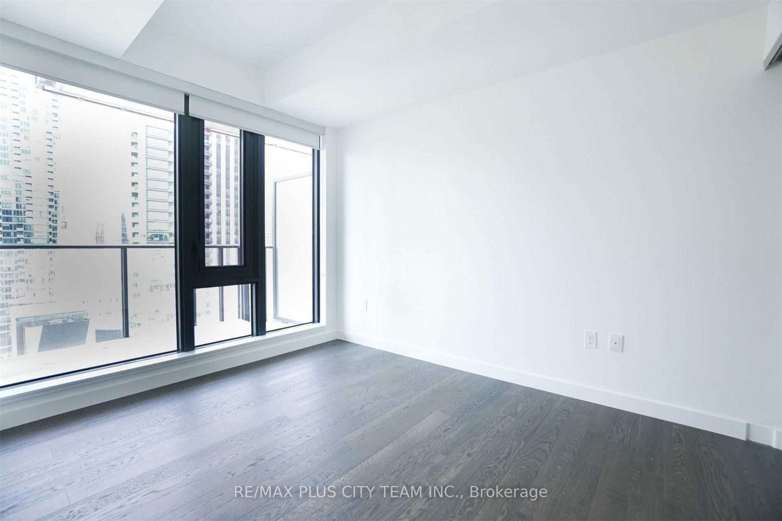 Photo 7 of Unit 1905, 2A Church St, Toronto, Waterfront Communities — HOMEH