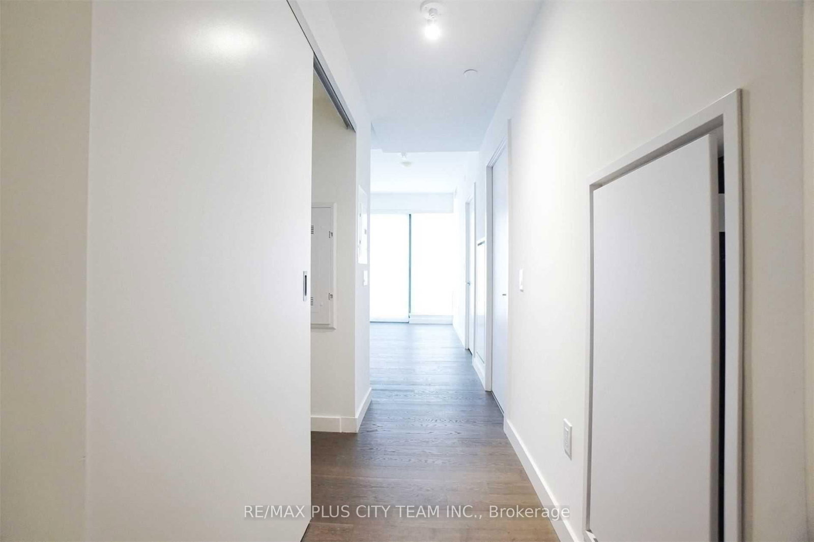 Photo 10 of Unit 1905, 2A Church St, Toronto, Waterfront Communities — HOMEH
