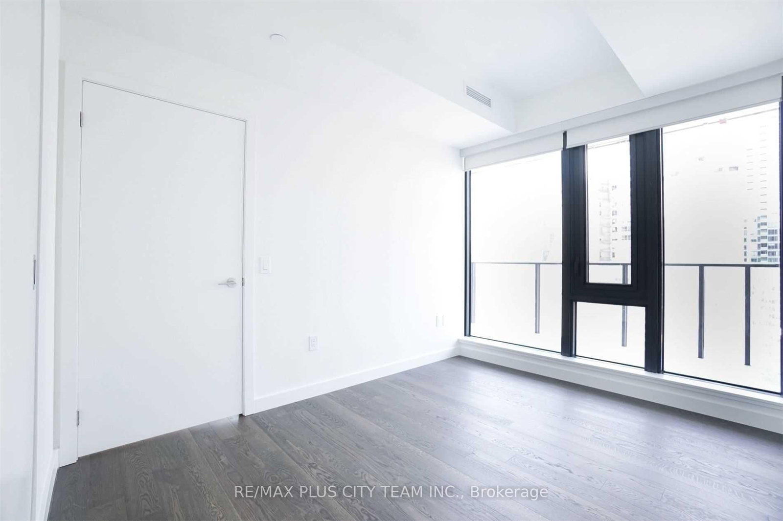 Photo 9 of Unit 1905, 2A Church St, Toronto, Waterfront Communities — HOMEH