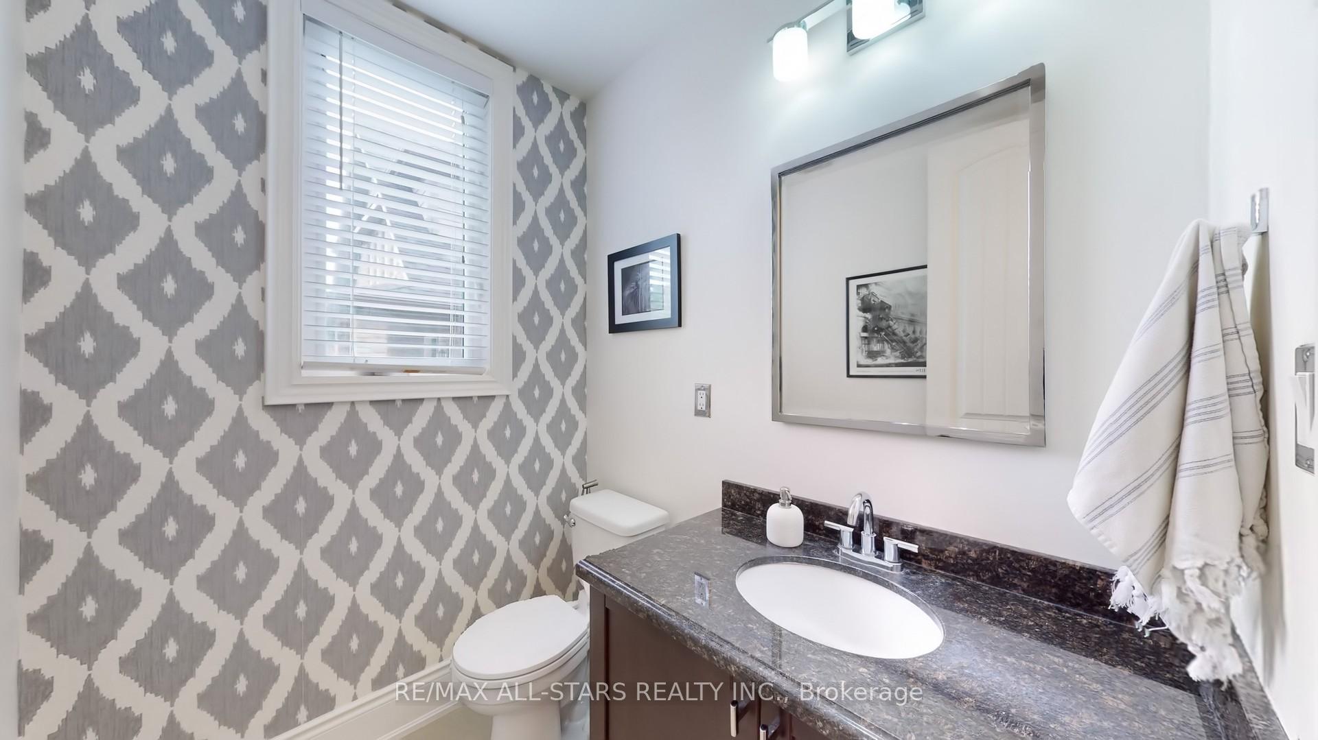 Photo 16 of 94 Campbell Drive S, Uxbridge — HOMEH