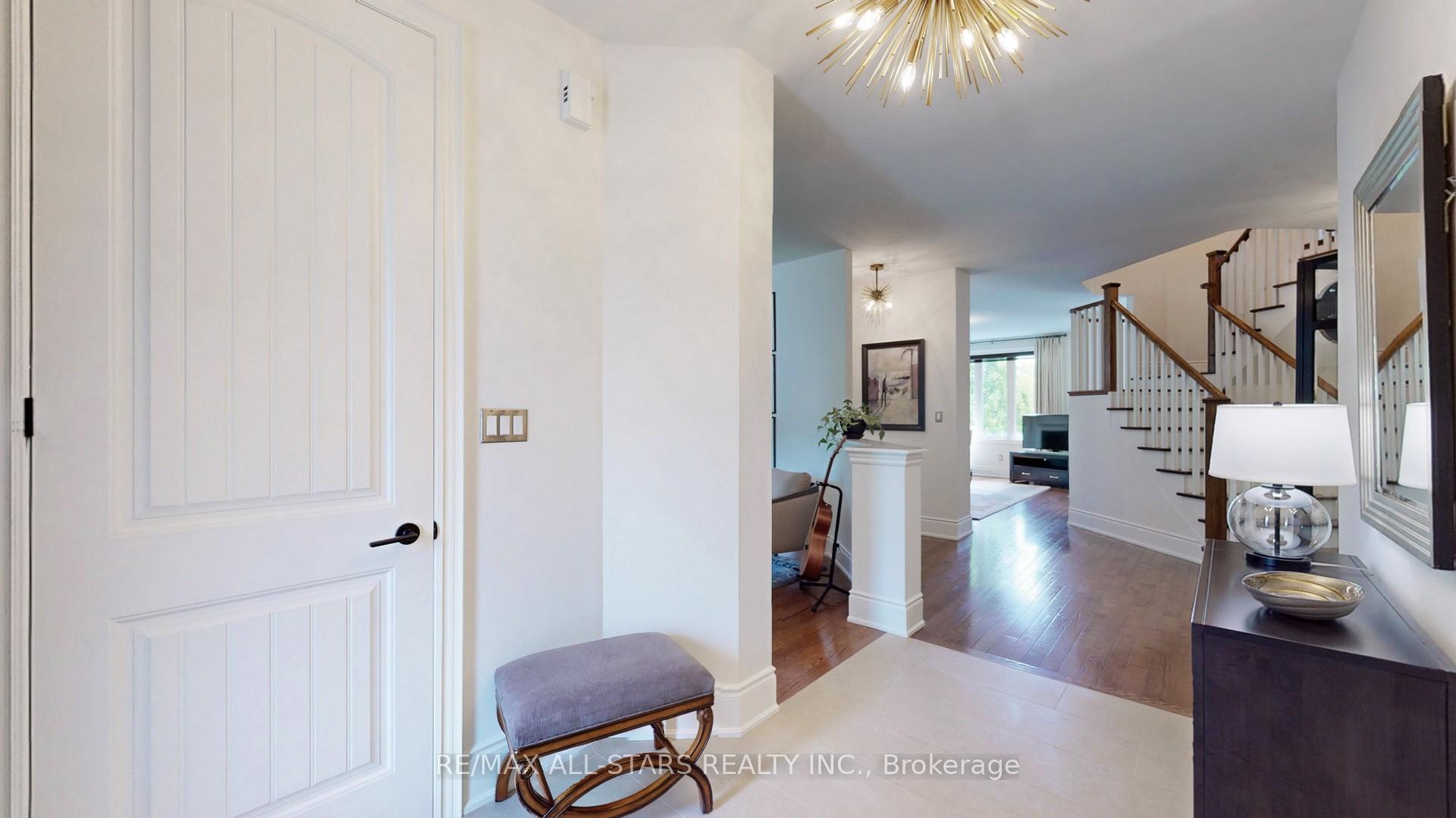 Photo 18 of 94 Campbell Drive S, Uxbridge — HOMEH