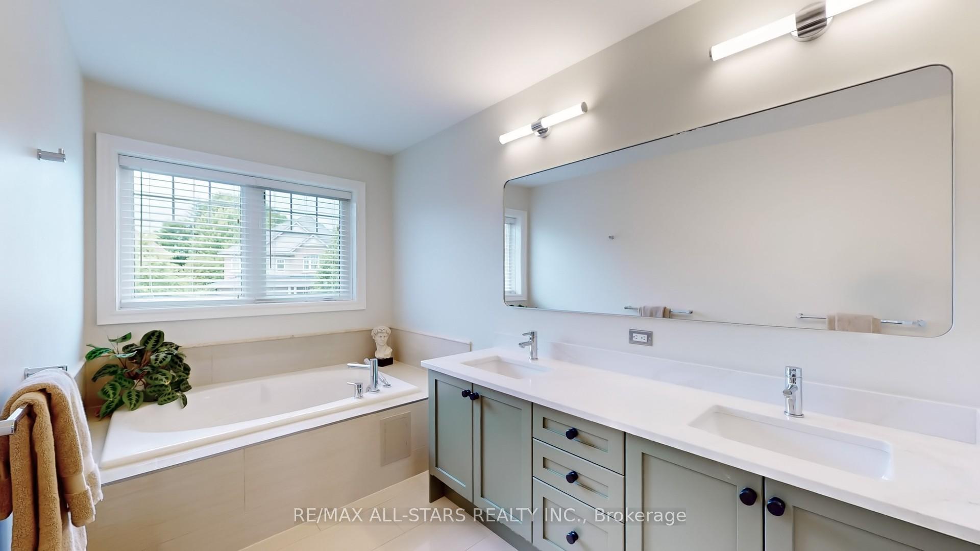 Photo 22 of 94 Campbell Drive S, Uxbridge — HOMEH