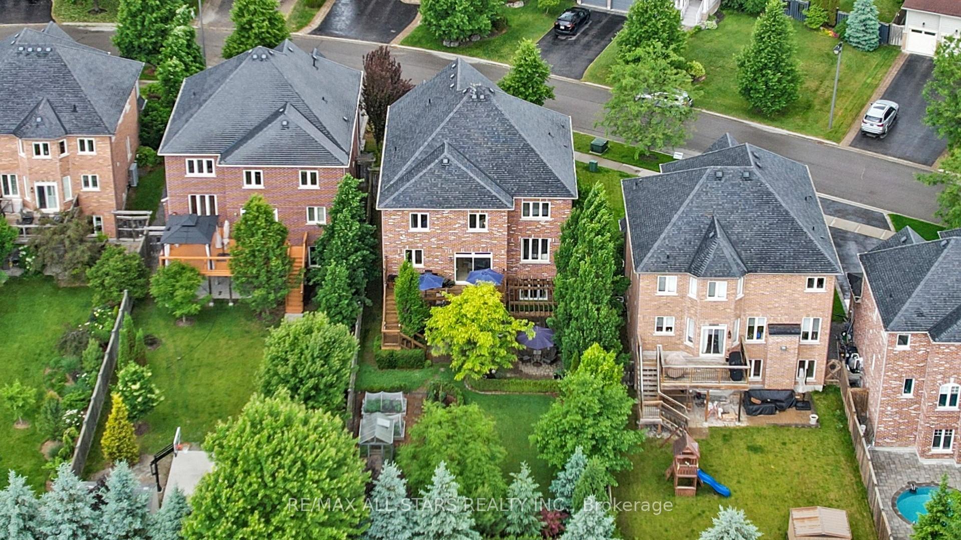 Photo 45 of 94 Campbell Drive S, Uxbridge — HOMEH