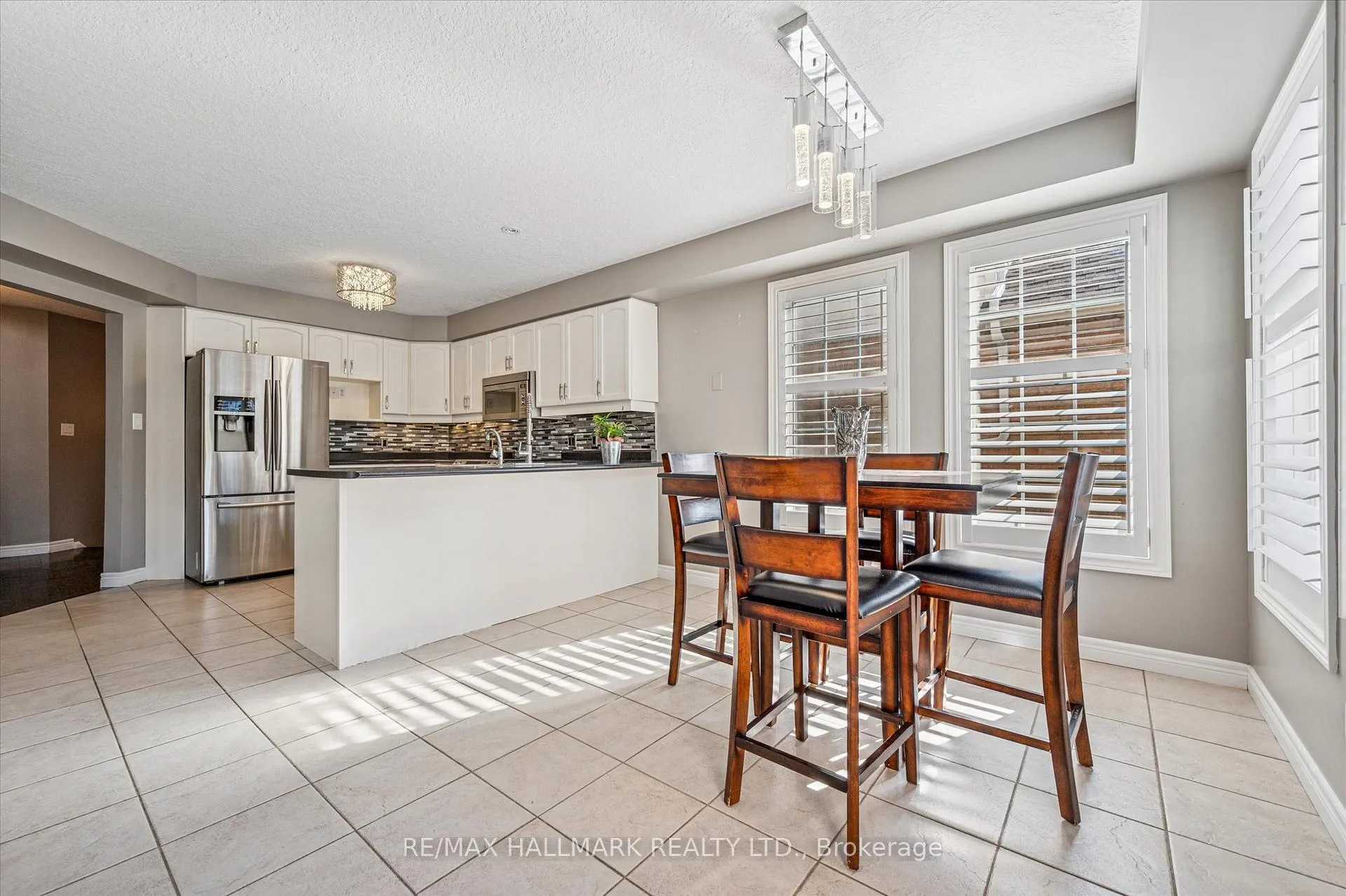 Photo 10 of 503 Brigantine Drive, Waterloo — HOMEH