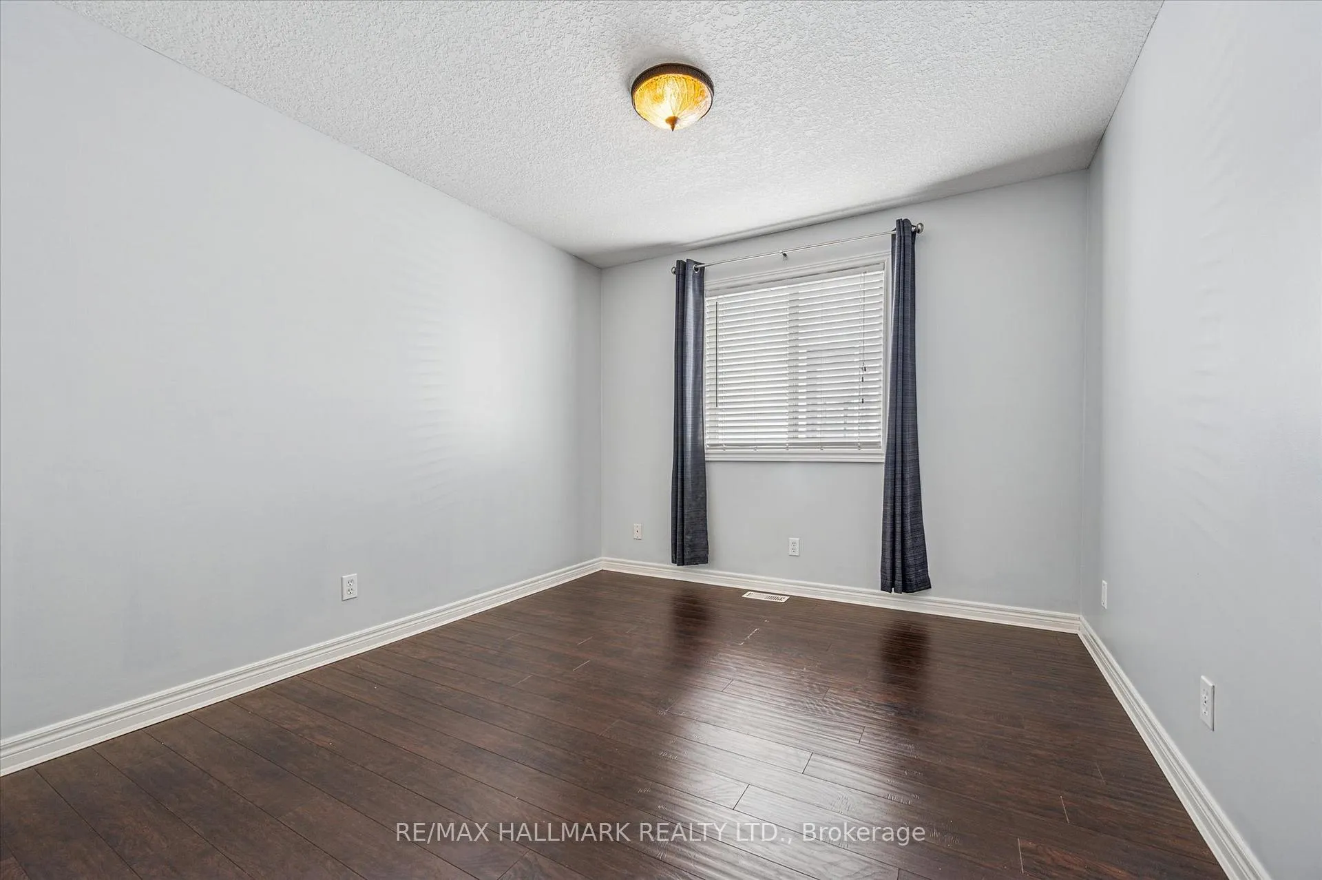 Photo 18 of 503 Brigantine Drive, Waterloo — HOMEH