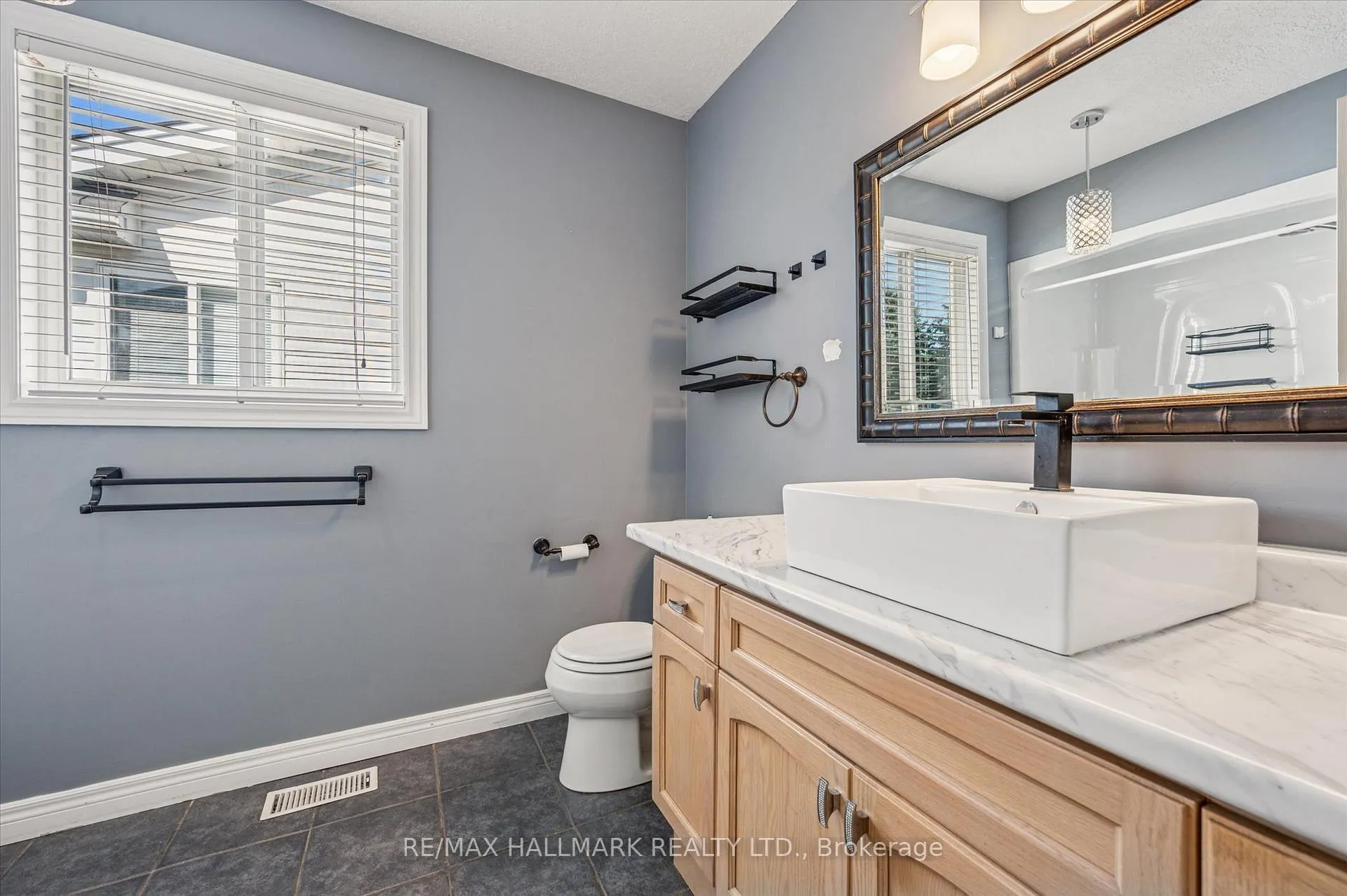 Photo 25 of 503 Brigantine Drive, Waterloo — HOMEH