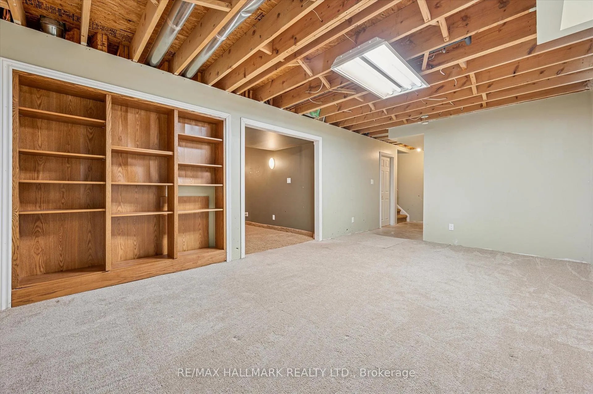 Photo 29 of 503 Brigantine Drive, Waterloo — HOMEH
