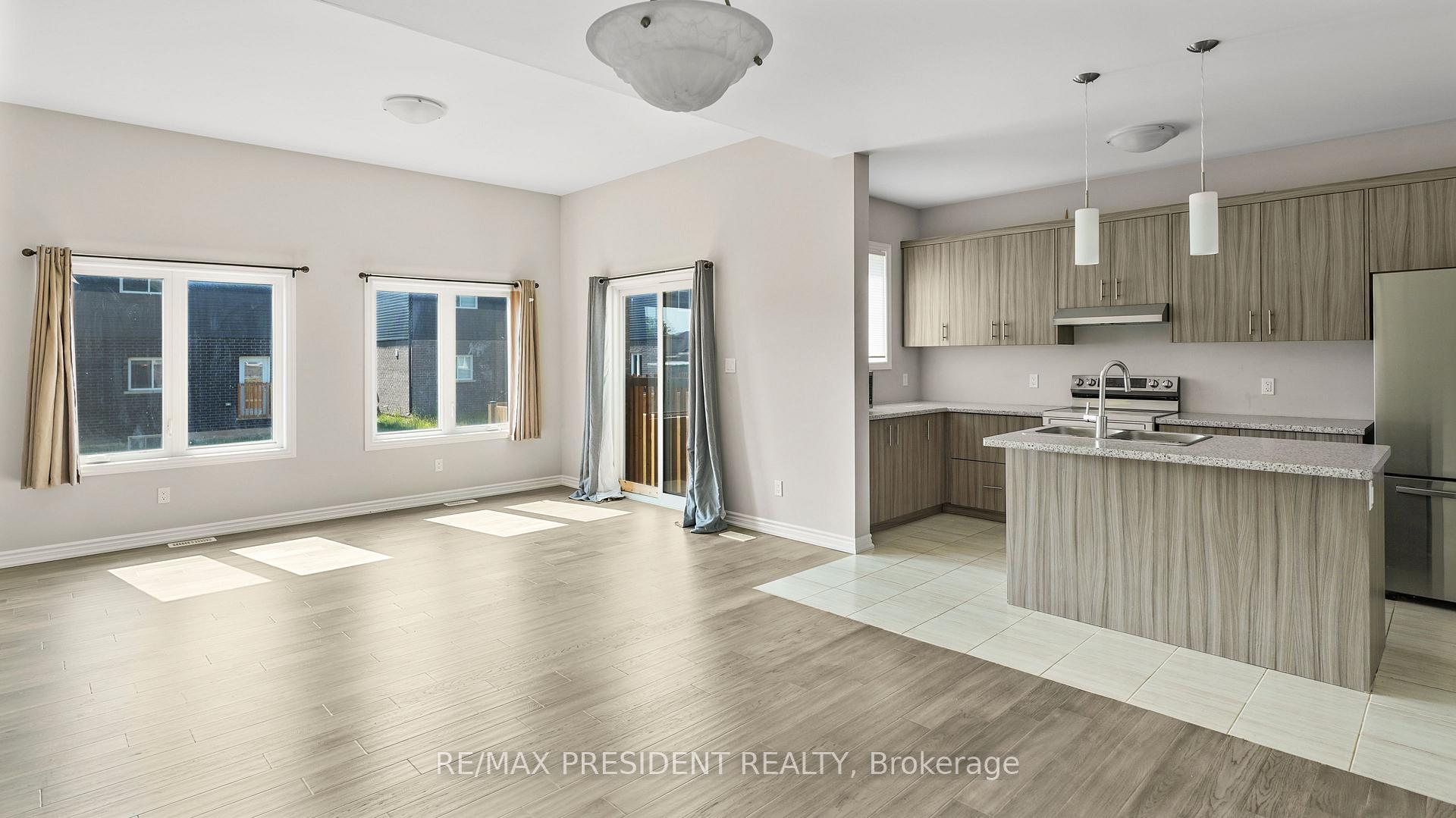 Photo 4 of 28 Mclaughlin Street, Welland, Lincoln/Crowland — HOMEH