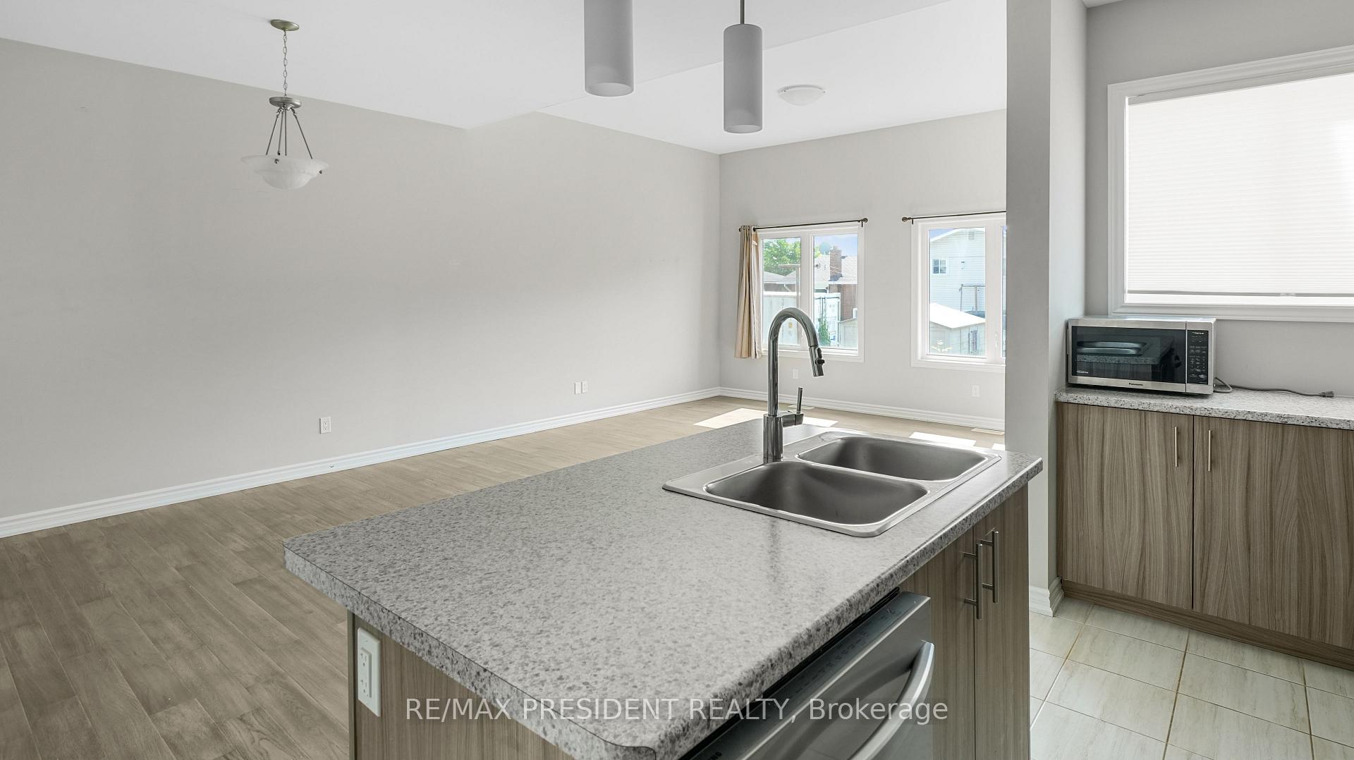 Photo 9 of 28 Mclaughlin Street, Welland, Lincoln/Crowland — HOMEH