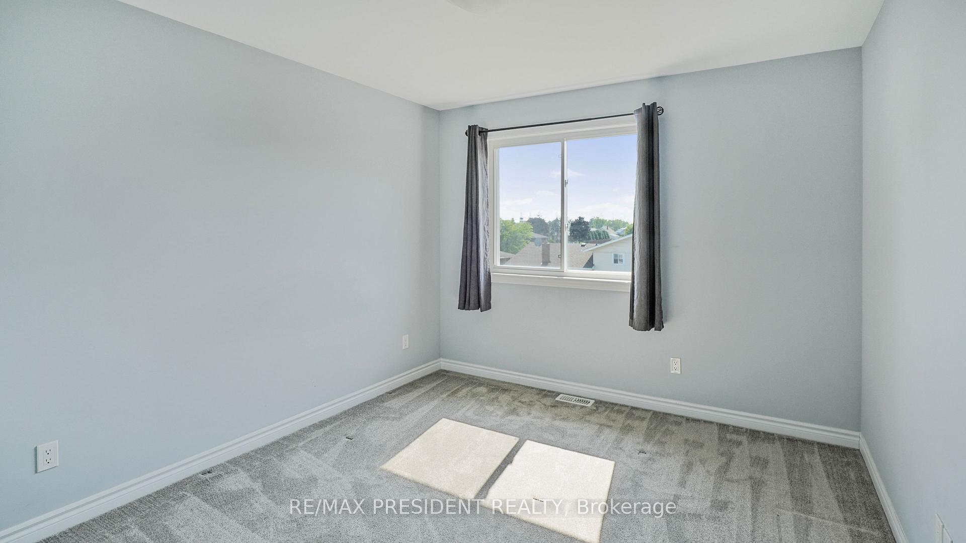 Photo 24 of 28 Mclaughlin Street, Welland, Lincoln/Crowland — HOMEH