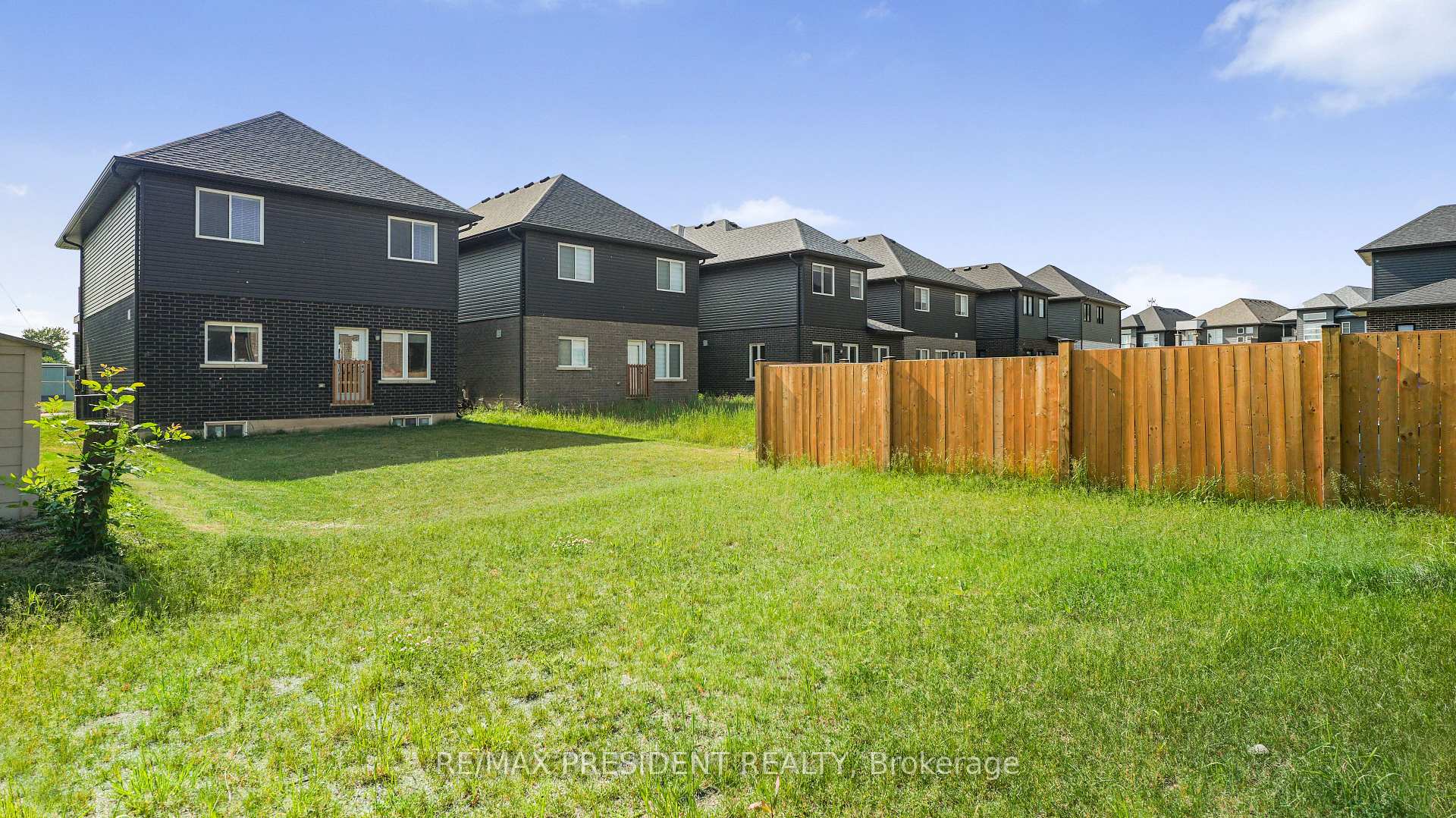Photo 36 of 28 Mclaughlin Street, Welland, Lincoln/Crowland — HOMEH
