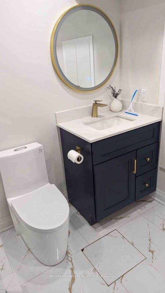 Photo 2 of Unit Basement, 646 Wild Rye Street, Waterloo, Columbia Forest — HOMEH