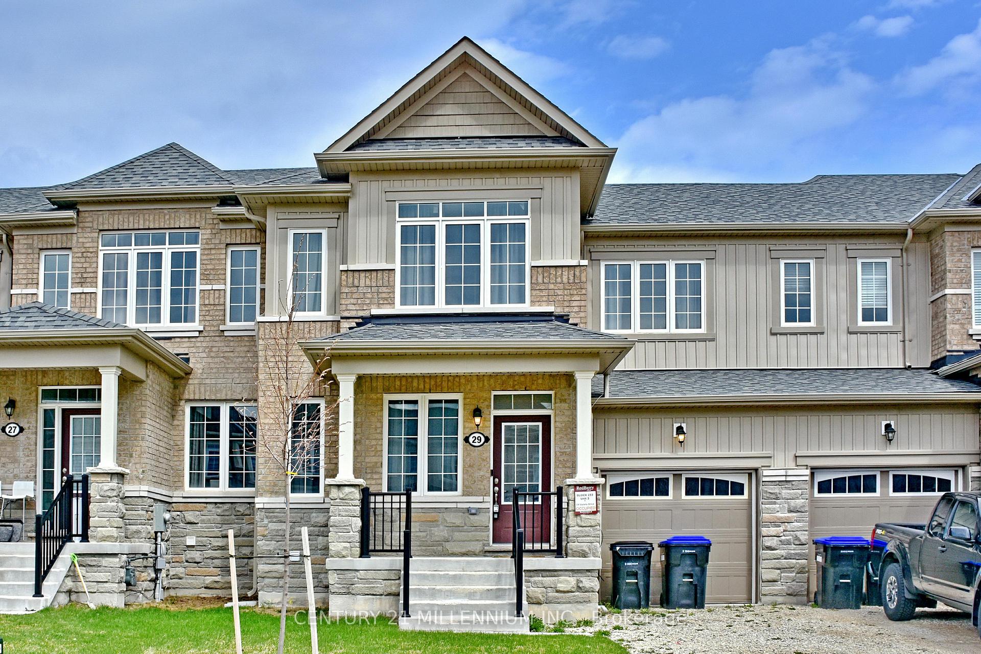 Photo 2 of 29 Stately Drive, Wasaga Beach — HOMEH