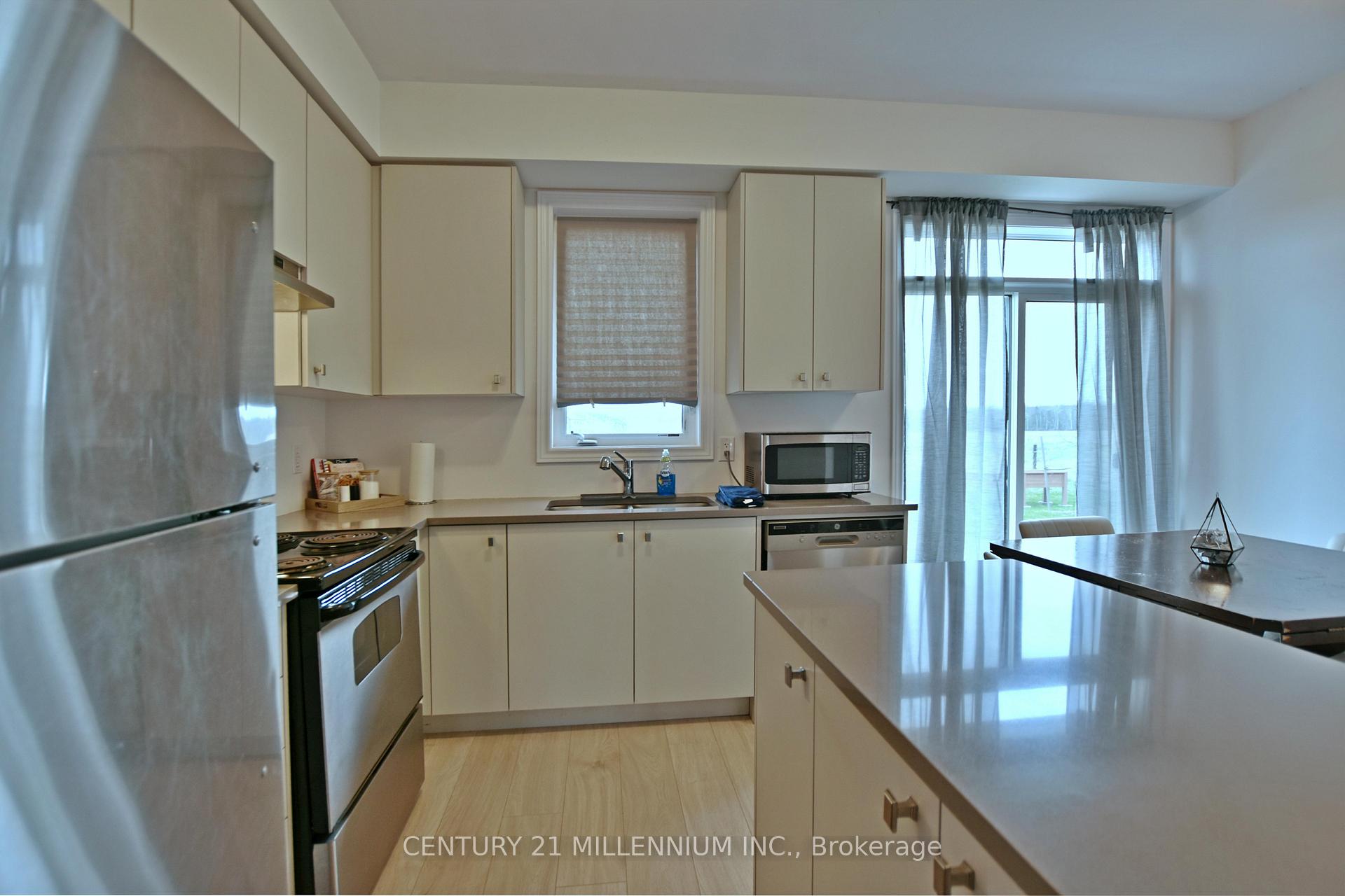 Photo 22 of 29 Stately Drive, Wasaga Beach — HOMEH