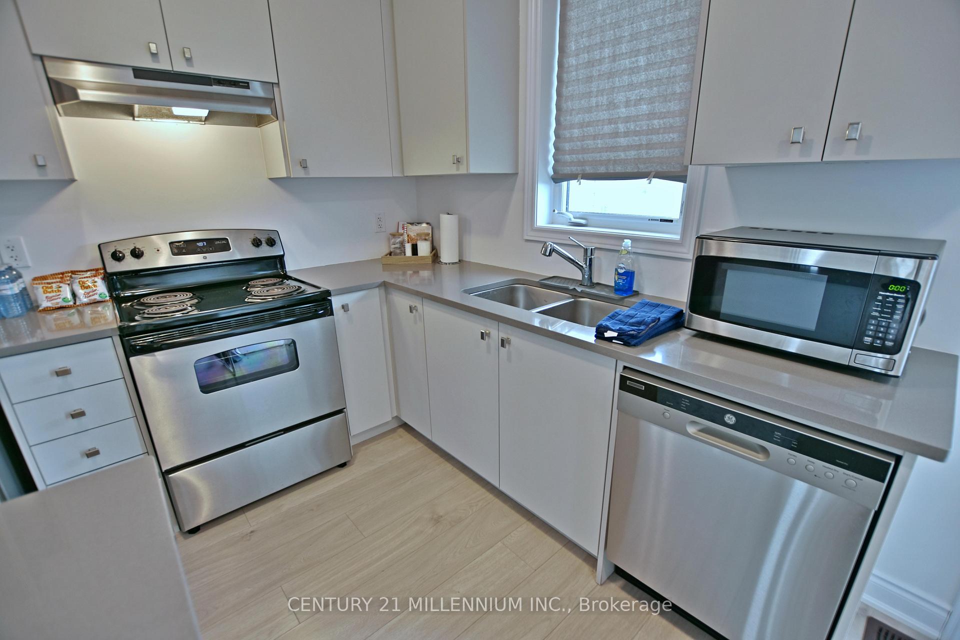 Photo 24 of 29 Stately Drive, Wasaga Beach — HOMEH