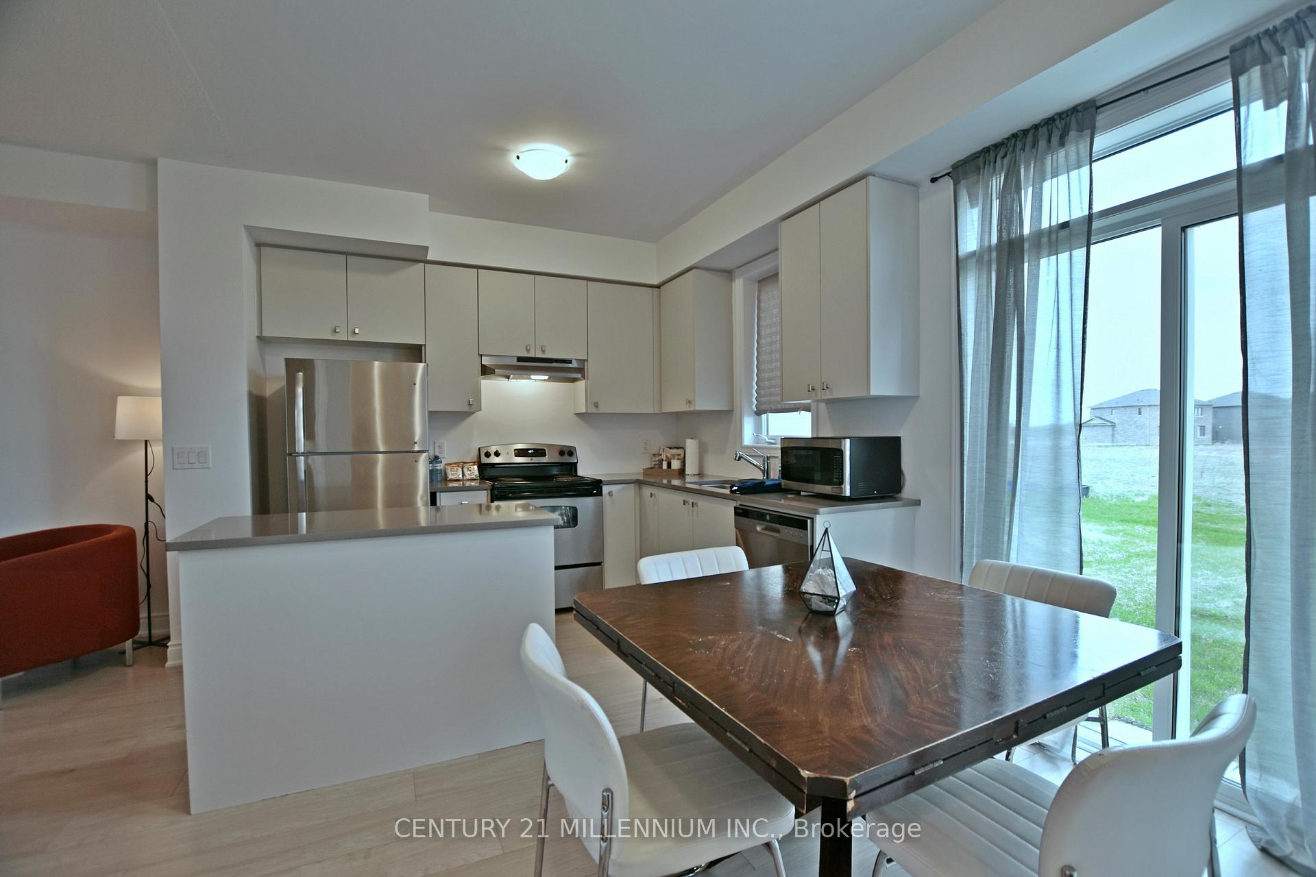 Photo 26 of 29 Stately Drive, Wasaga Beach — HOMEH
