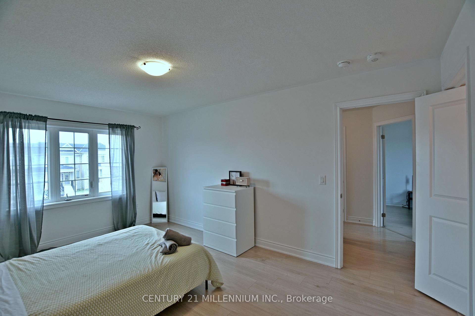 Photo 33 of 29 Stately Drive, Wasaga Beach — HOMEH