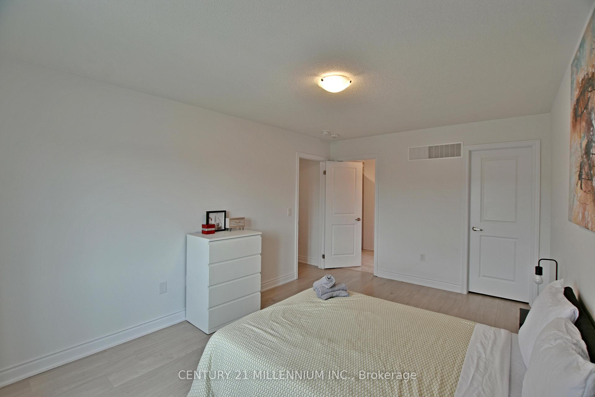 Photo 35 of 29 Stately Drive, Wasaga Beach — HOMEH