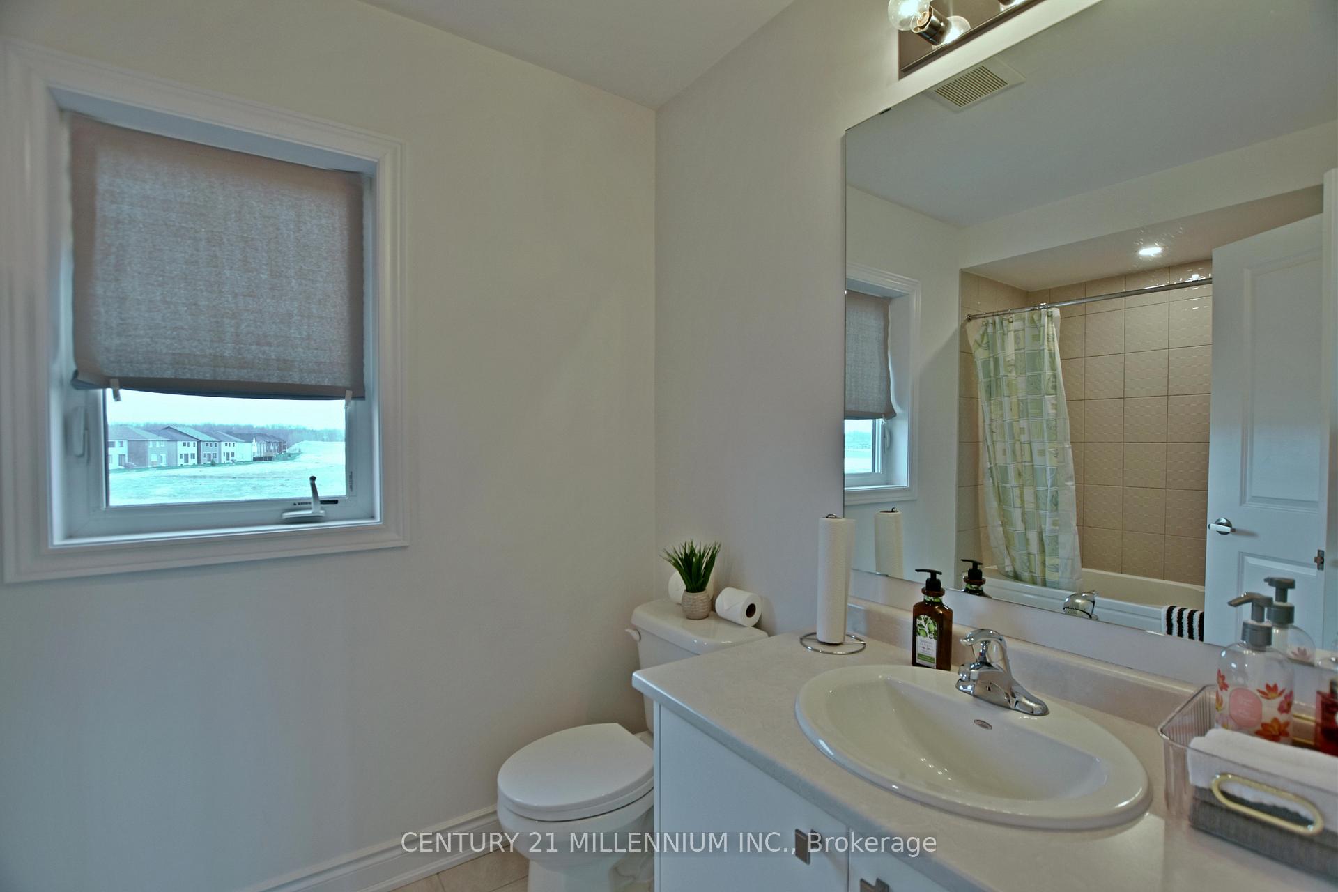 Photo 36 of 29 Stately Drive, Wasaga Beach — HOMEH