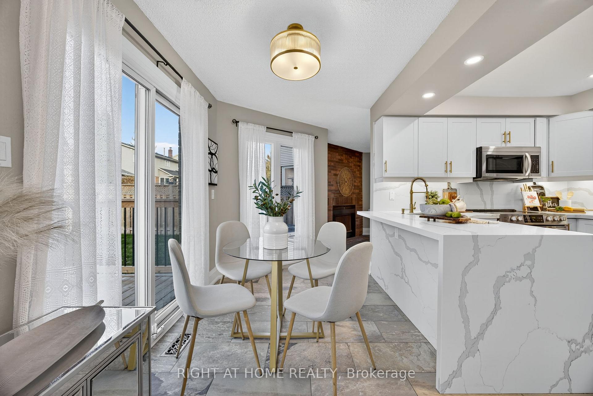 Photo 10 of 10 Closs Square, Aurora, Aurora Village — HOMEH