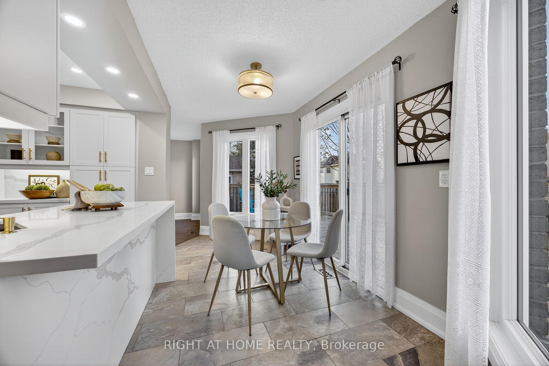 Photo 14 of 10 Closs Square, Aurora, Aurora Village — HOMEH