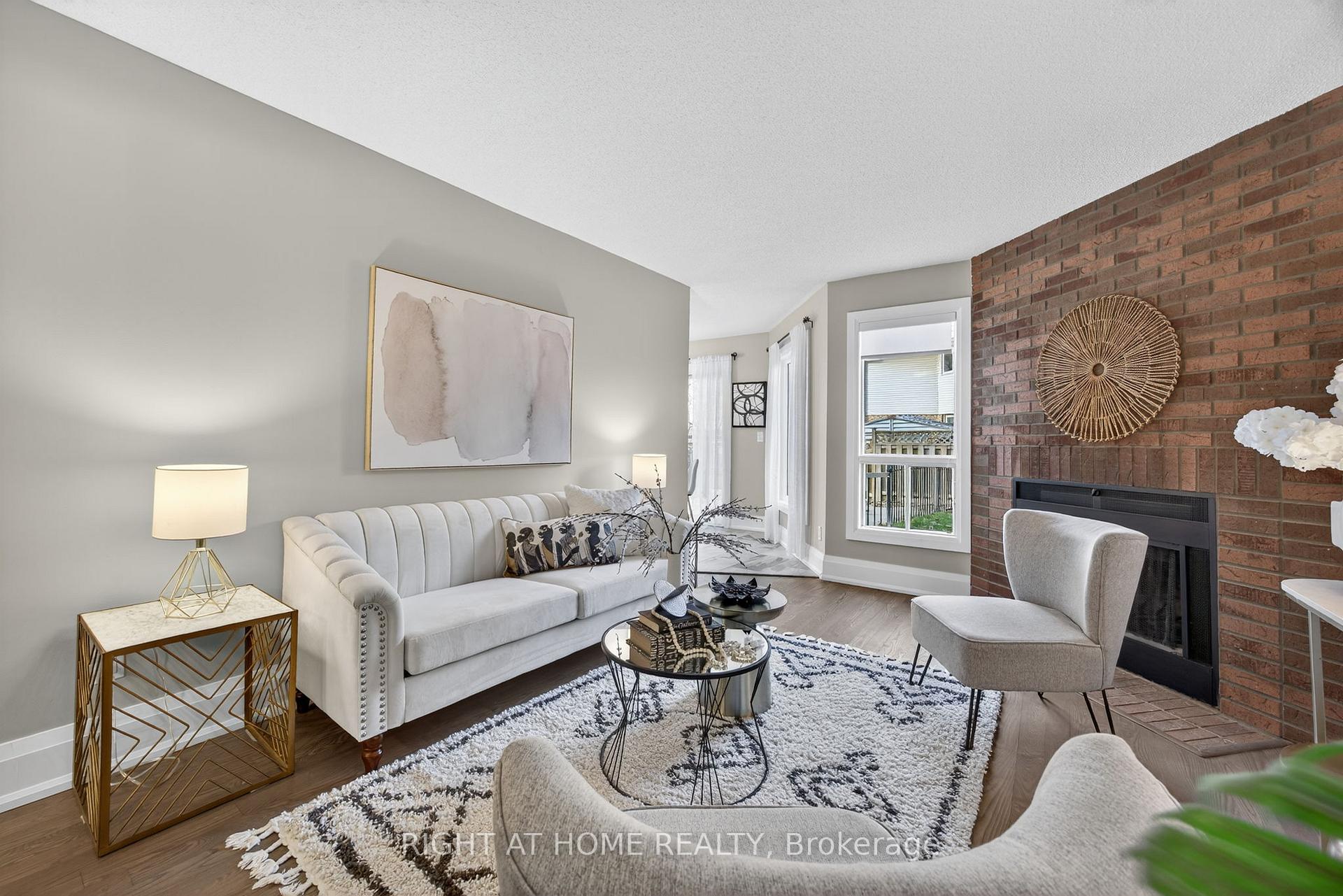 Photo 23 of 10 Closs Square, Aurora, Aurora Village — HOMEH