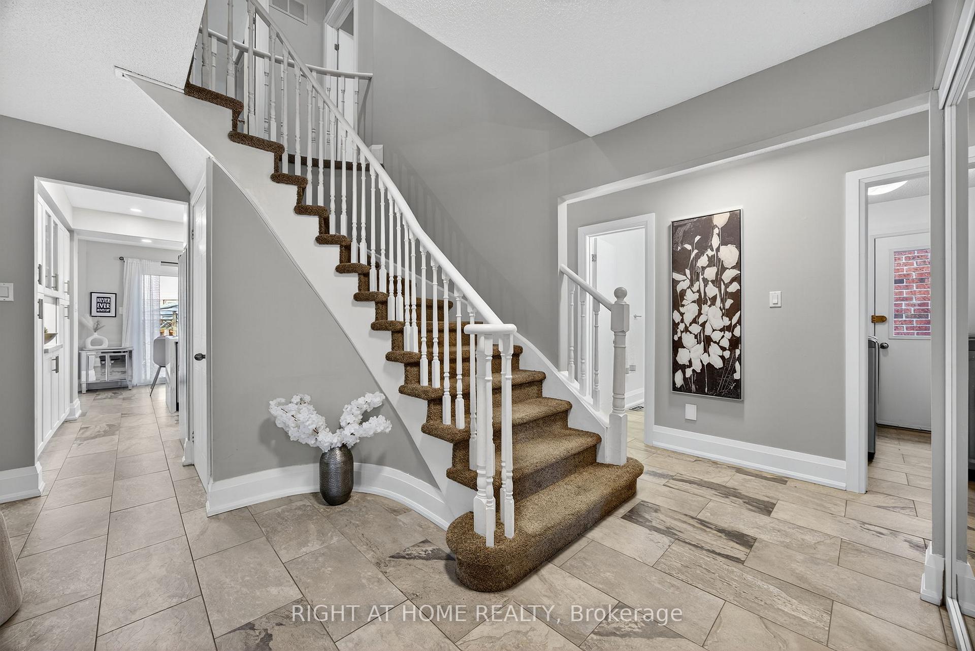 Photo 17 of 10 Closs Square, Aurora, Aurora Village — HOMEH