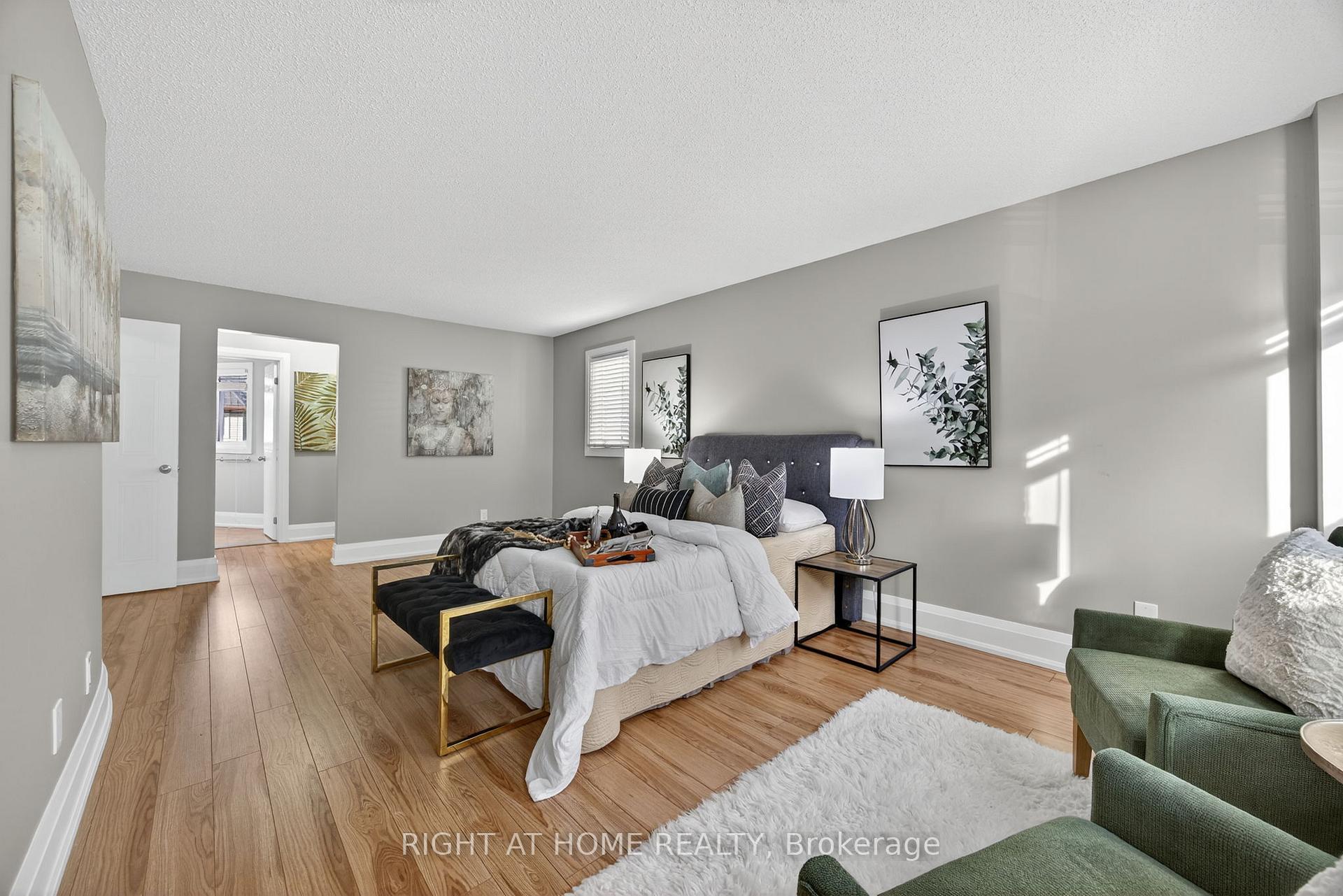 Photo 20 of 10 Closs Square, Aurora, Aurora Village — HOMEH