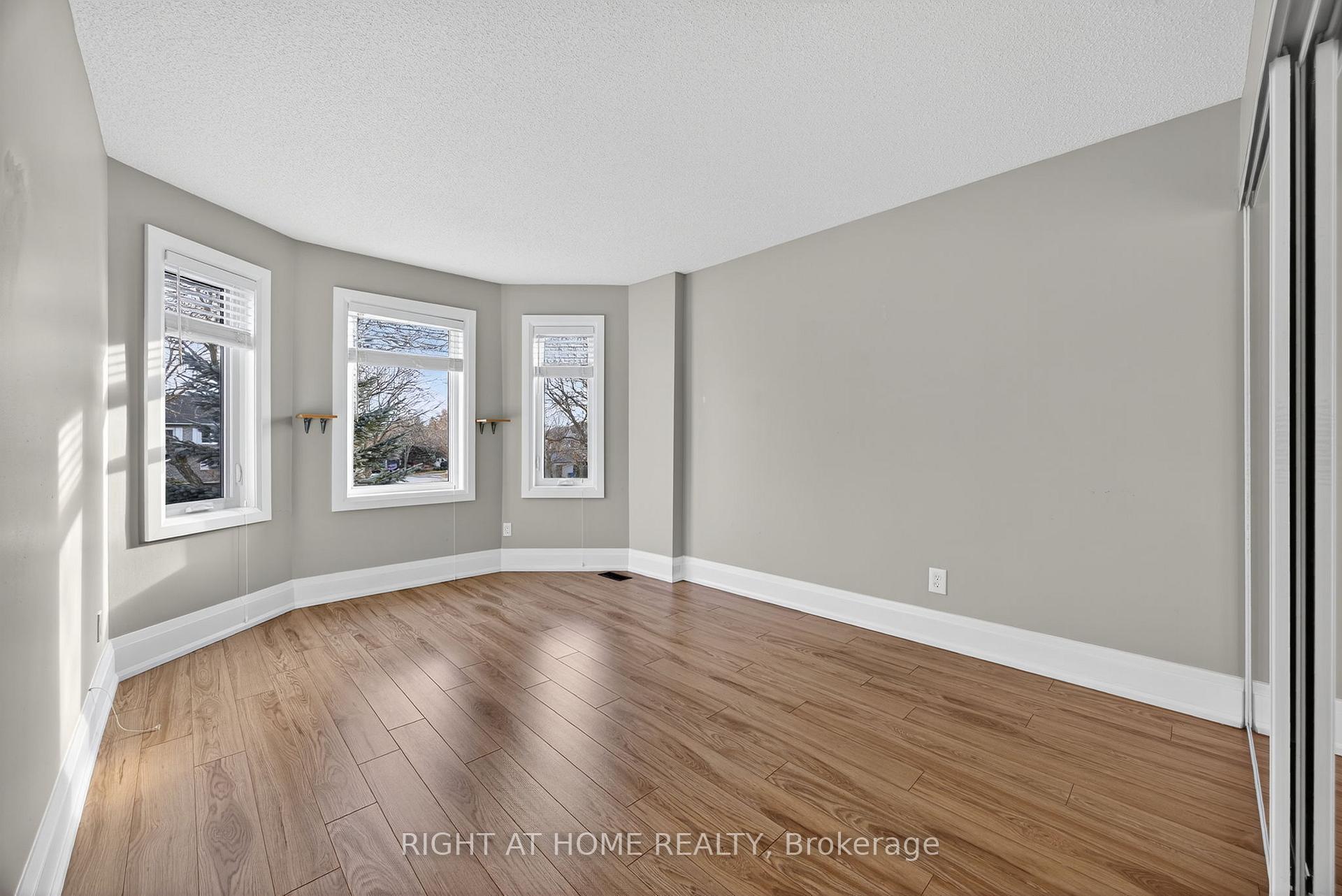 Photo 24 of 10 Closs Square, Aurora, Aurora Village — HOMEH