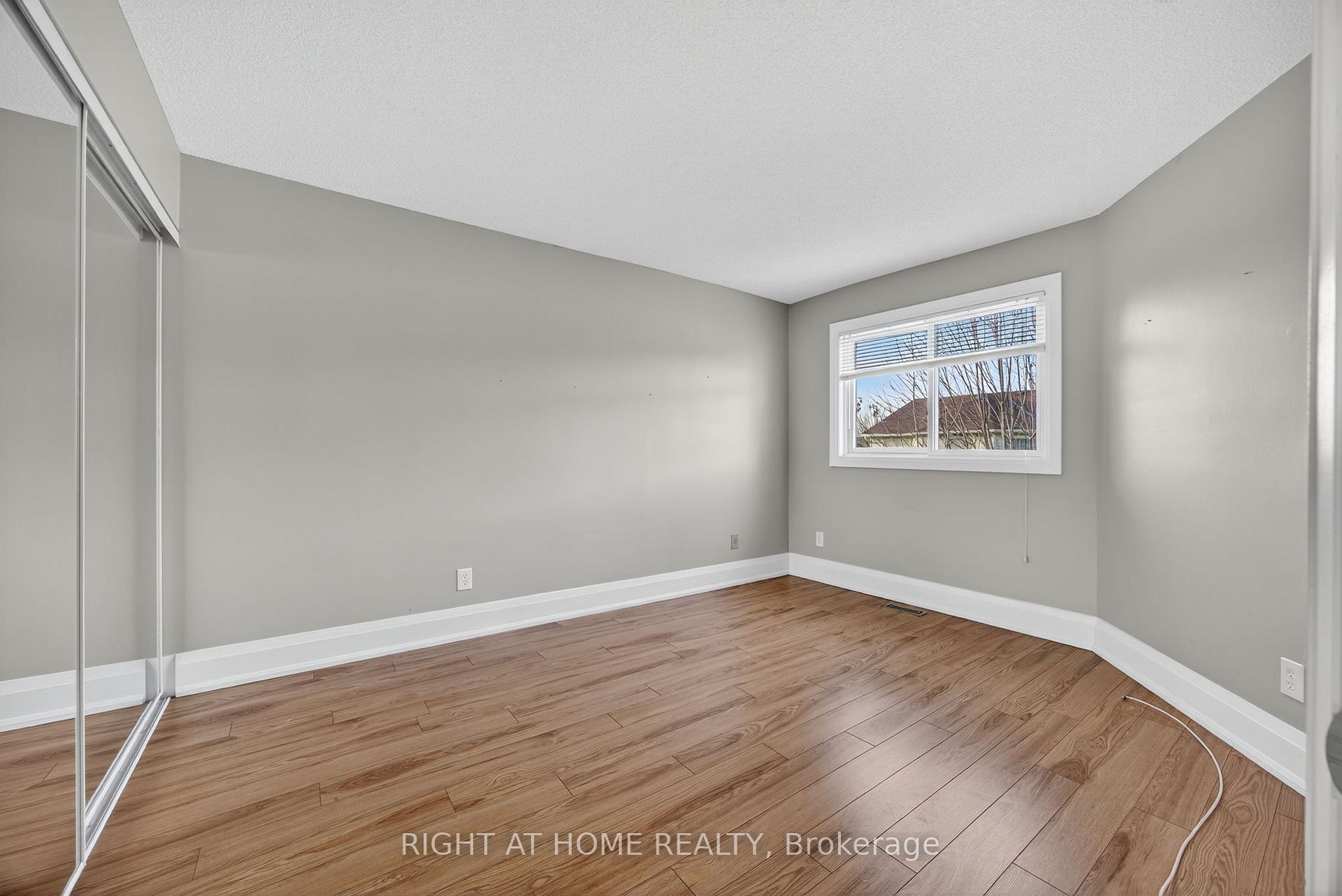 Photo 27 of 10 Closs Square, Aurora, Aurora Village — HOMEH