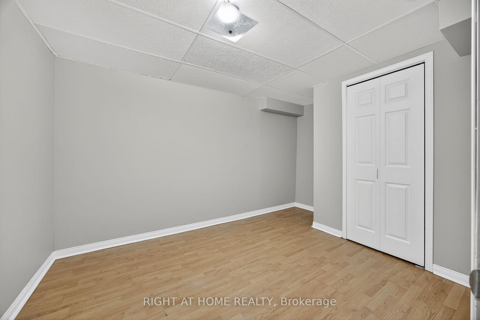 Photo 34 of 10 Closs Square, Aurora, Aurora Village — HOMEH