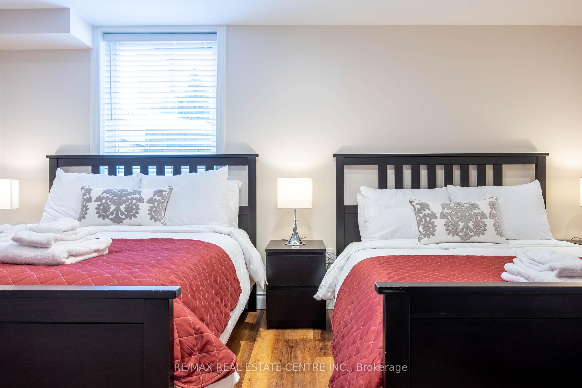Photo 12 of 389 Wintergreen Drive, Waterloo — HOMEH