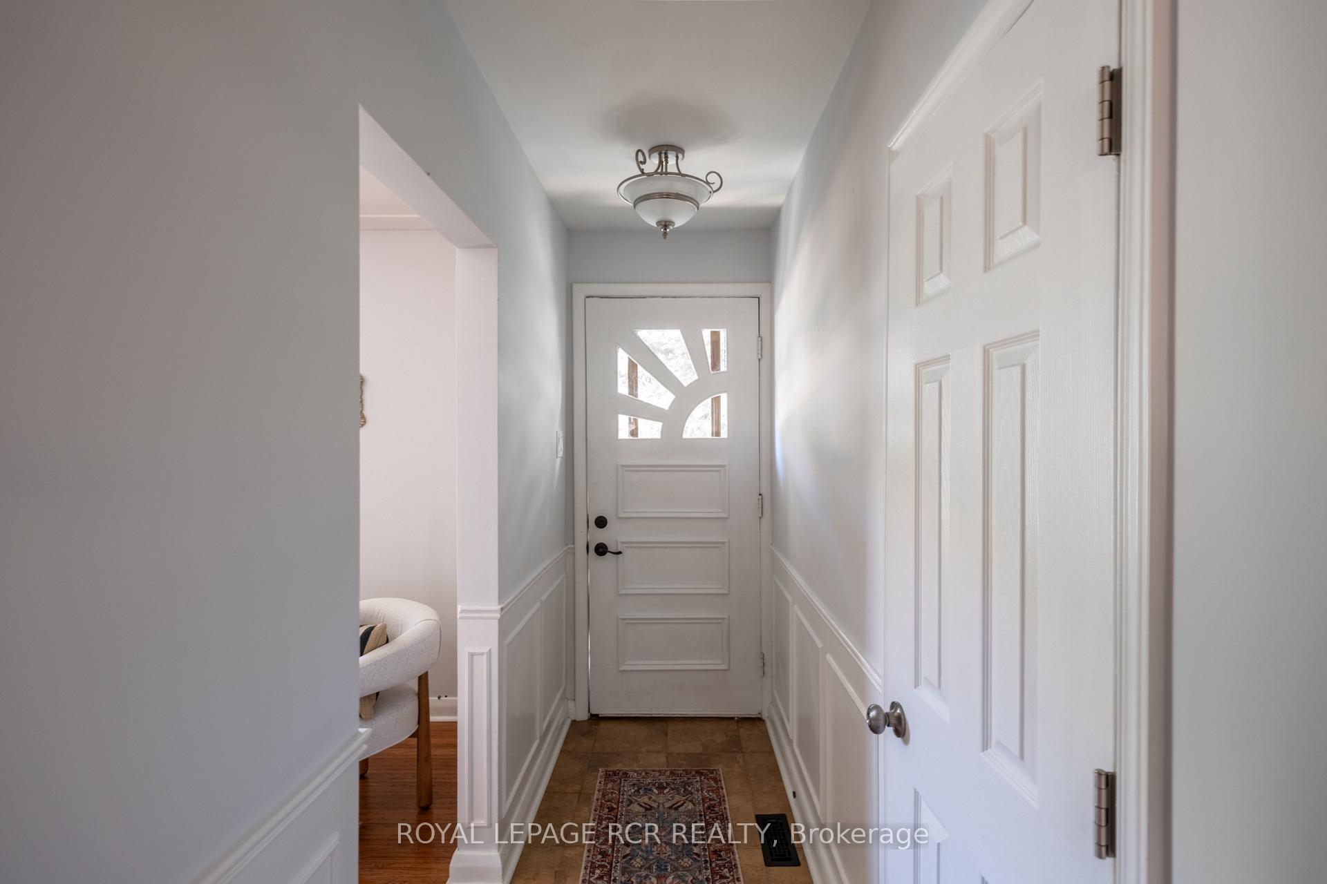 Photo 10 of 85 Ellis Crescent S, Waterloo, Uptown Waterloo — HOMEH