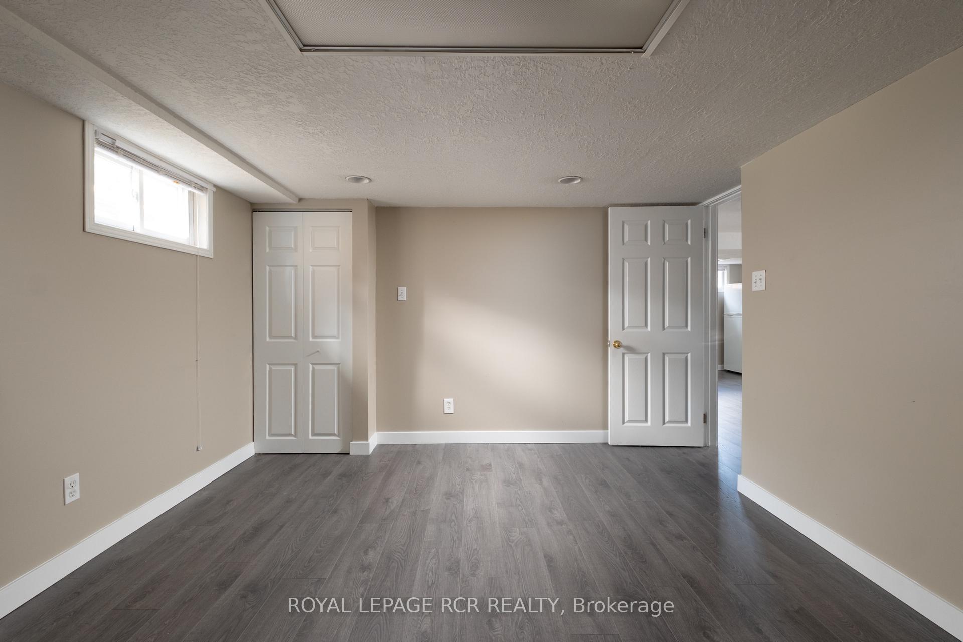 Photo 34 of 85 Ellis Crescent S, Waterloo, Uptown Waterloo — HOMEH