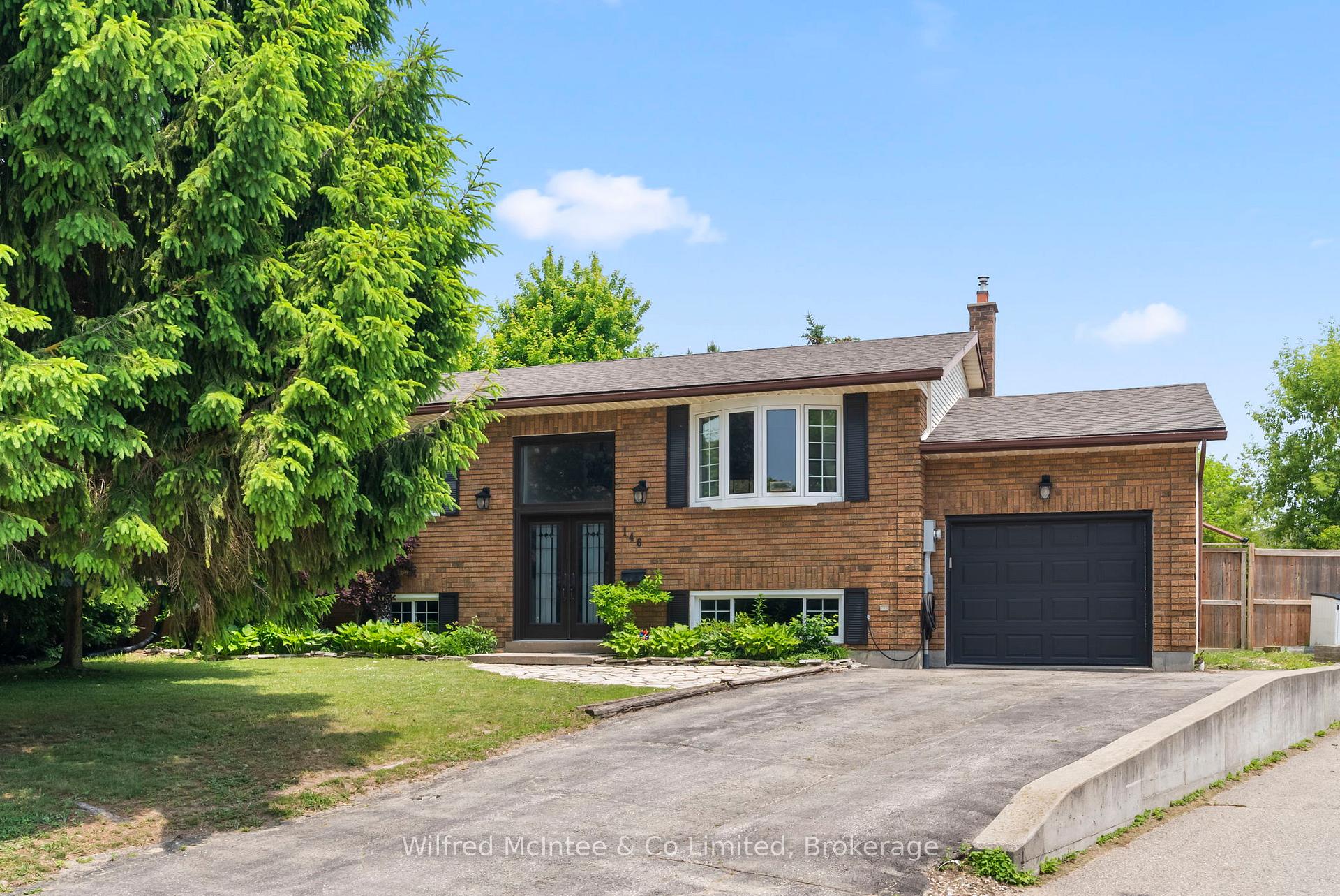 Front of 146 Melissa Crescent