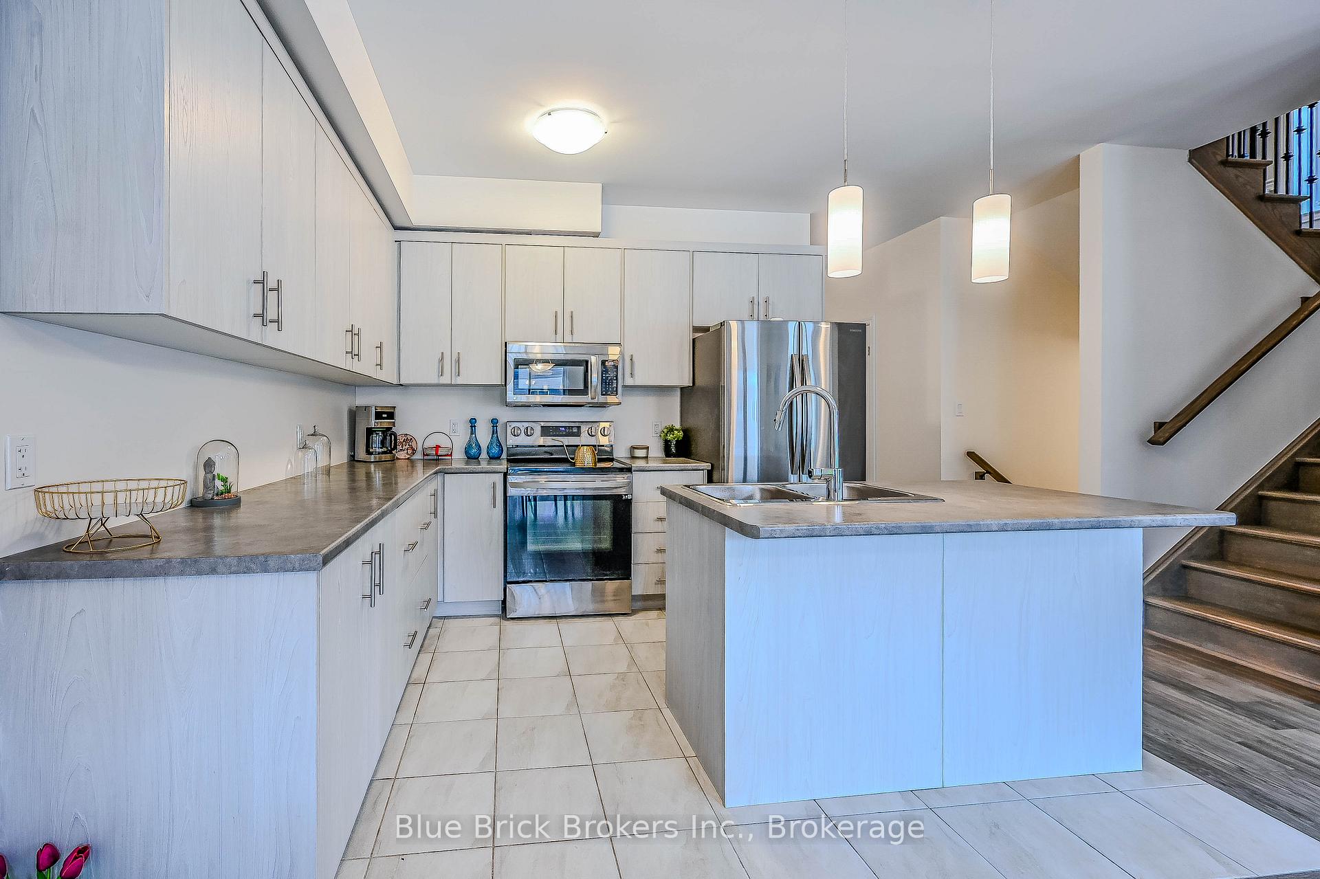 Photo 15 of 12 Hildred Street, Welland, Lincoln/Crowland — HOMEH