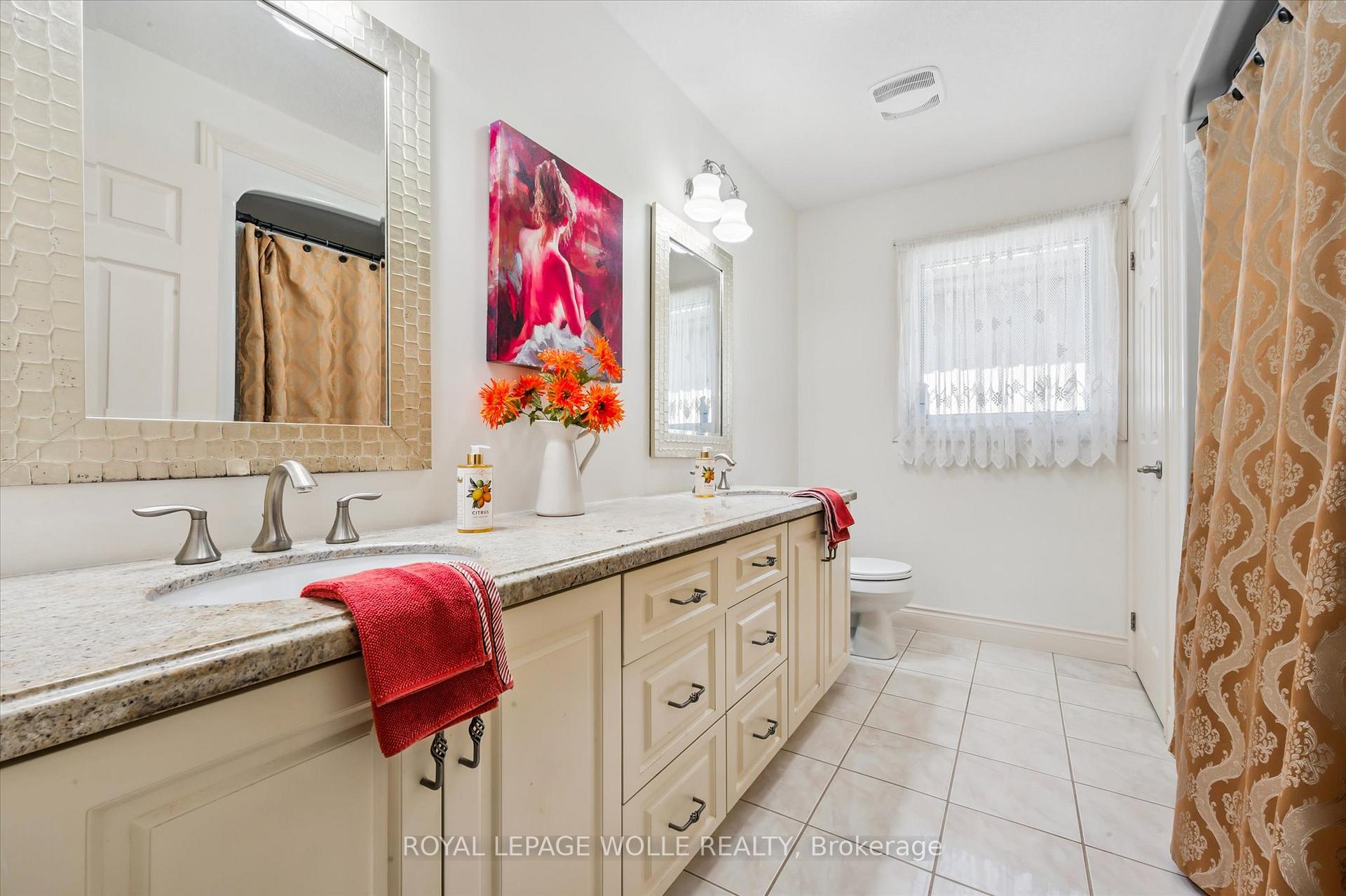 Photo 25 of 702 Springwater Place, Waterloo — HOMEH