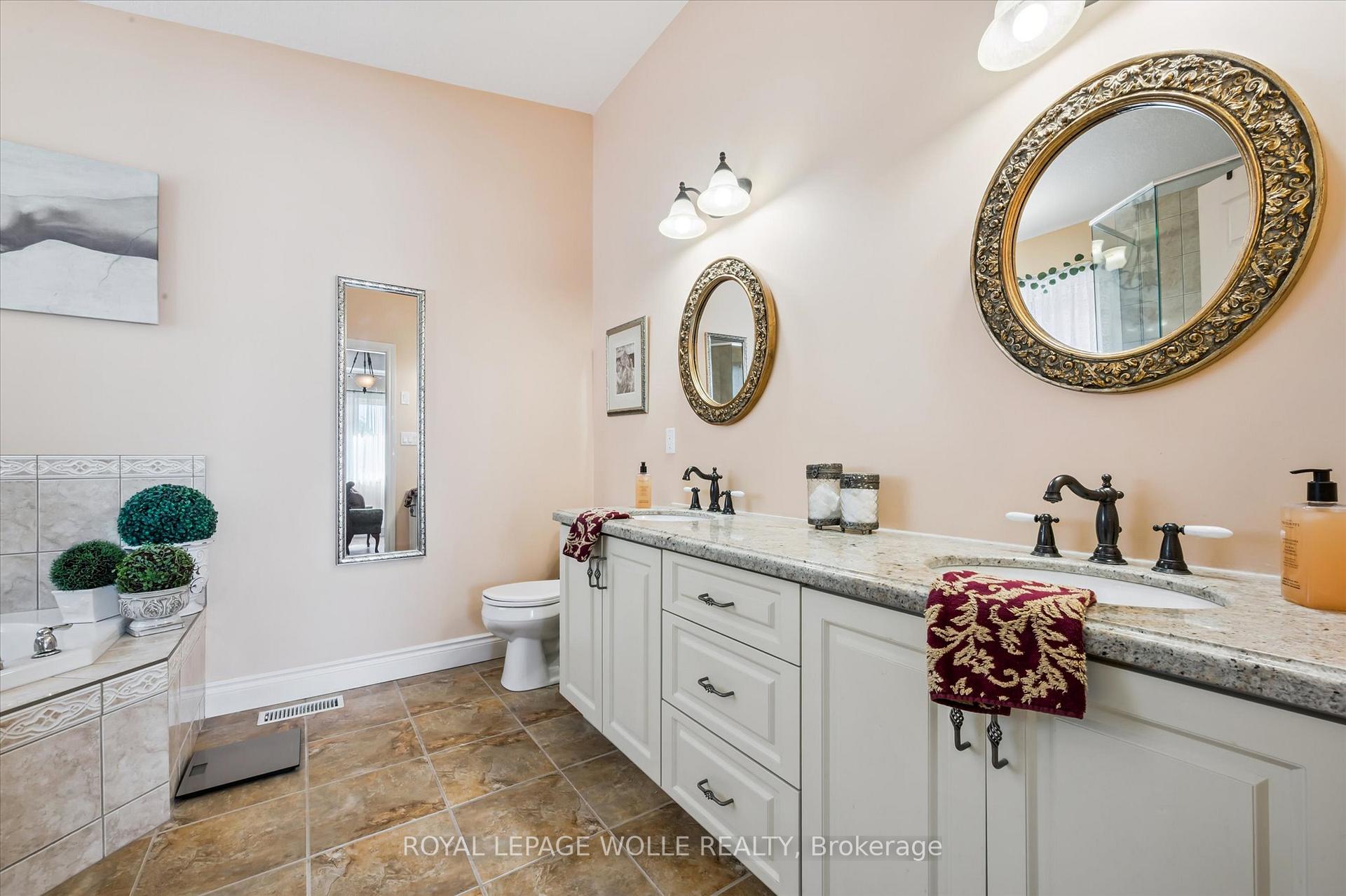 Photo 28 of 702 Springwater Place, Waterloo — HOMEH
