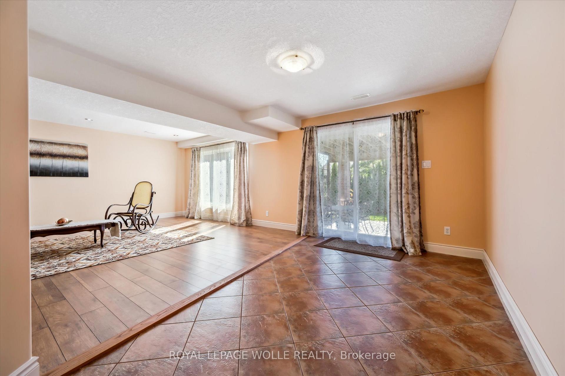 Photo 30 of 702 Springwater Place, Waterloo — HOMEH