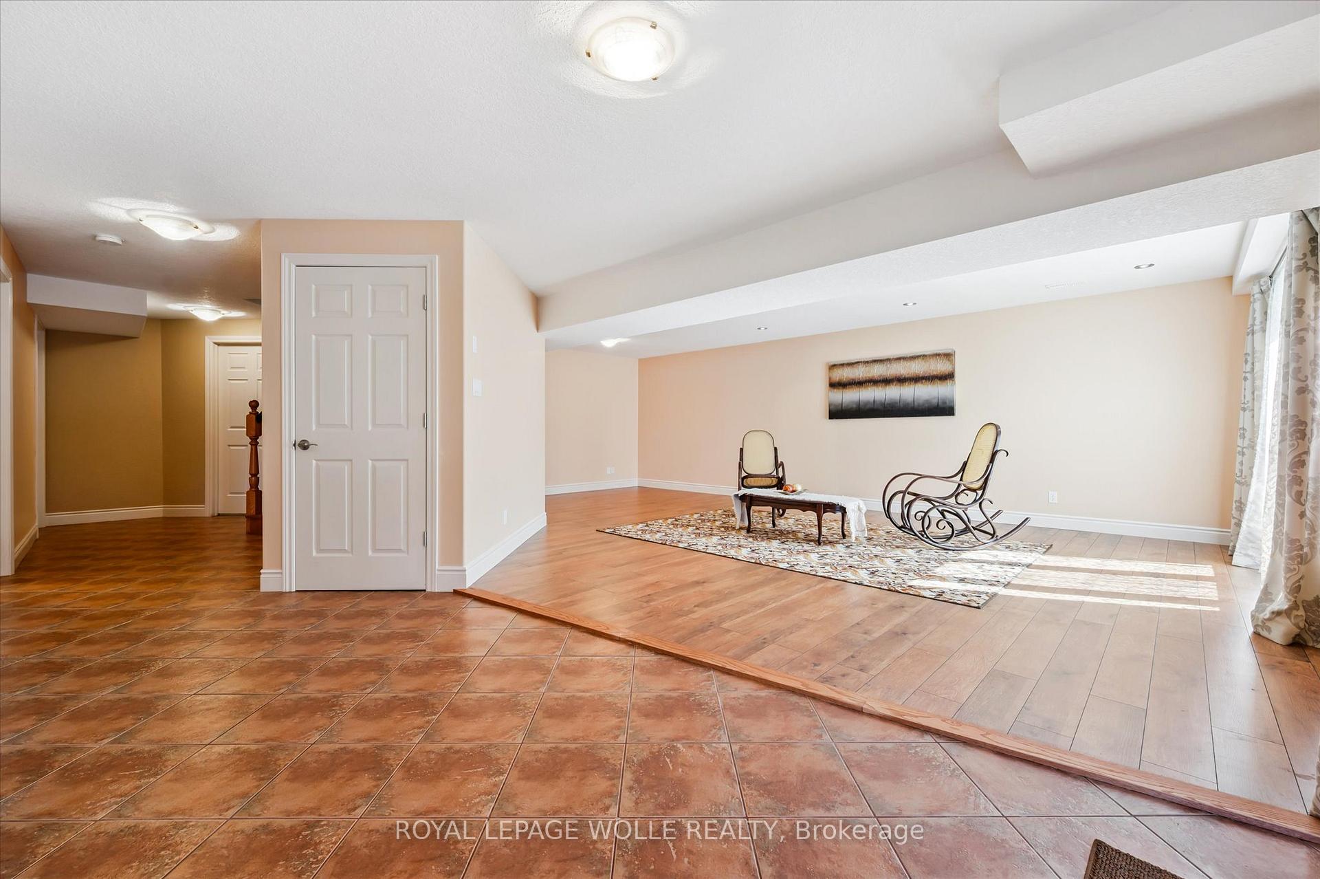 Photo 31 of 702 Springwater Place, Waterloo — HOMEH