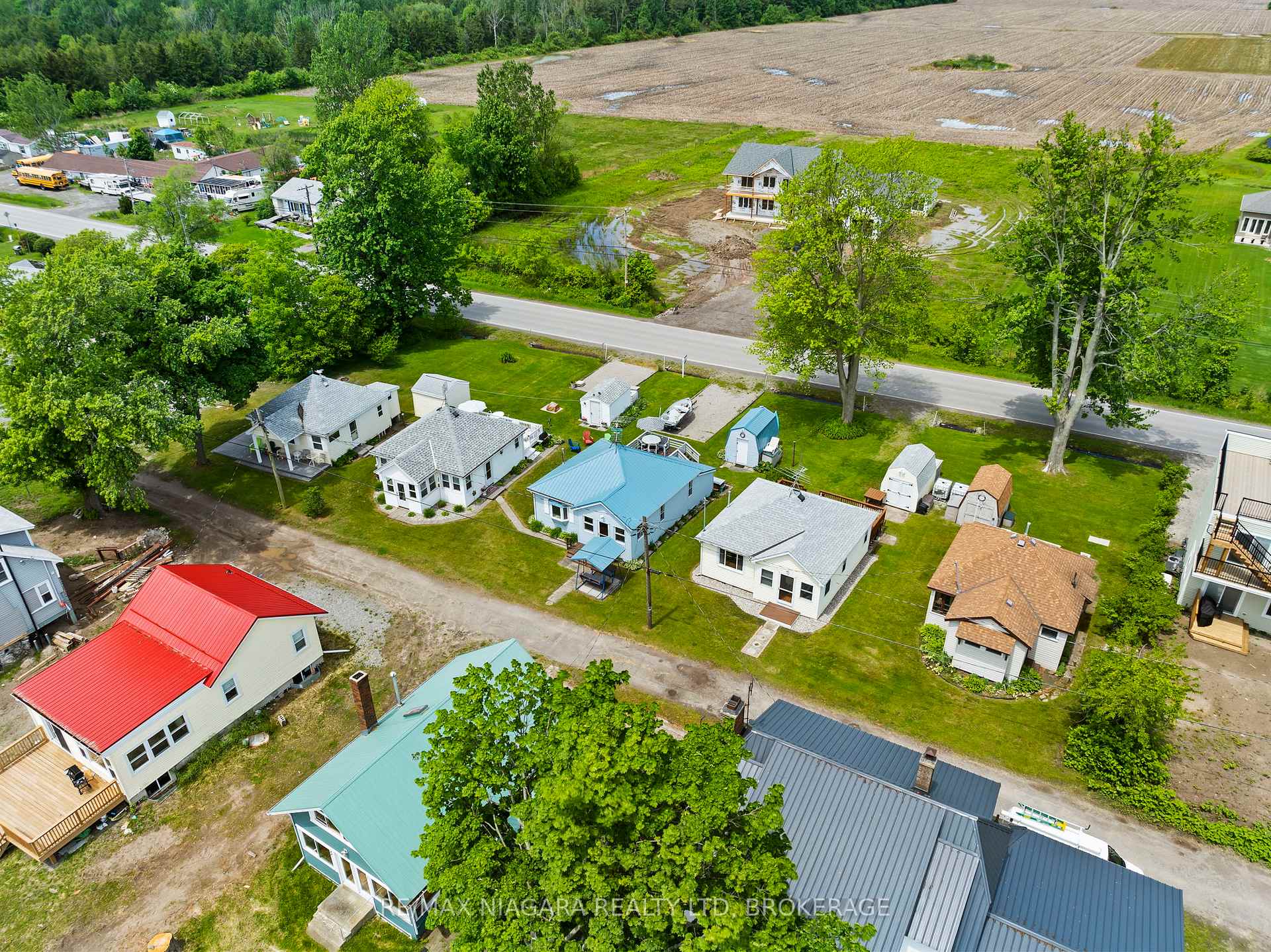 Photo 3 of 12807-12815 Lakeshore Road, Wainfleet, Lakeshore — HOMEH