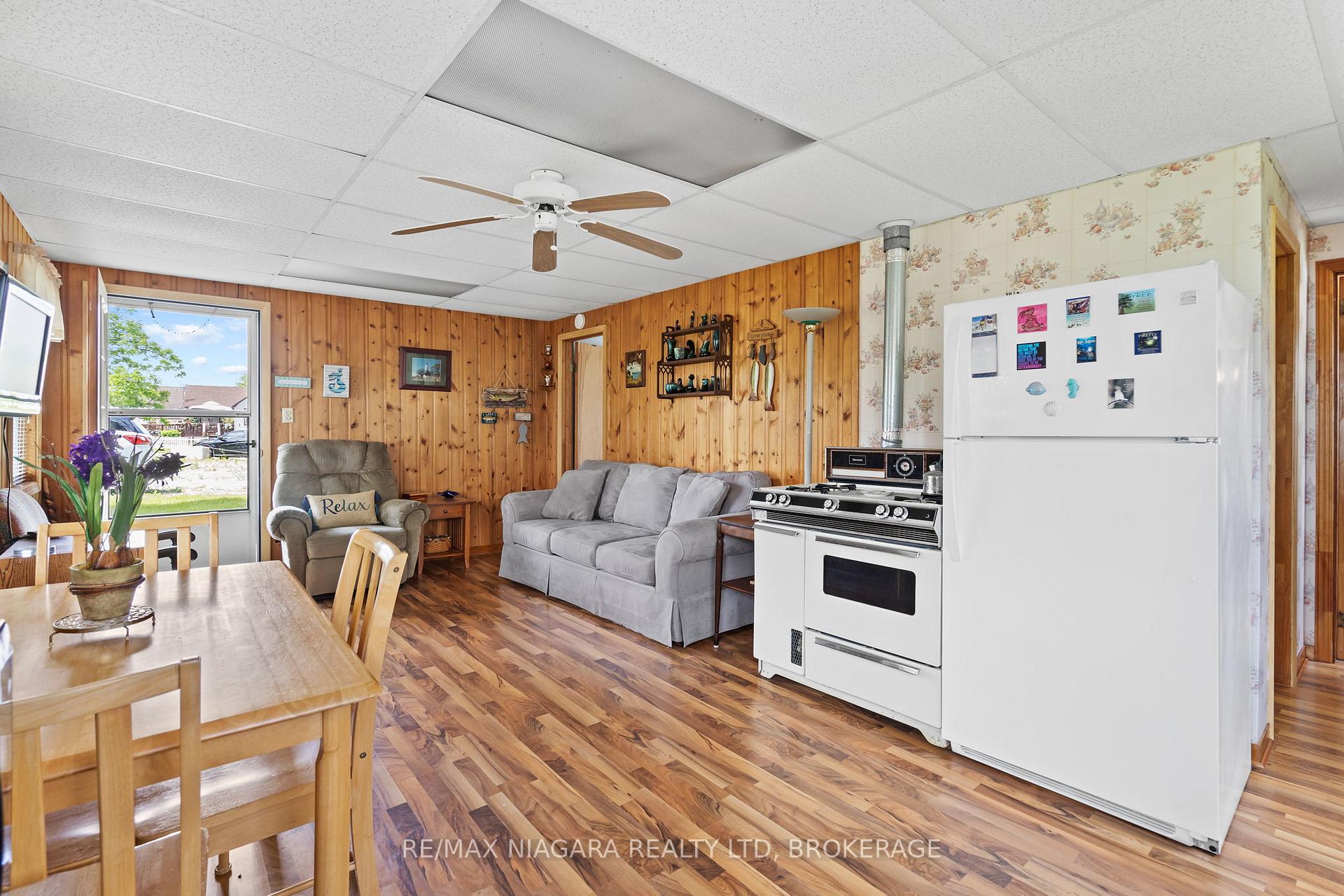 Photo 22 of 12807-12815 Lakeshore Road, Wainfleet, Lakeshore — HOMEH