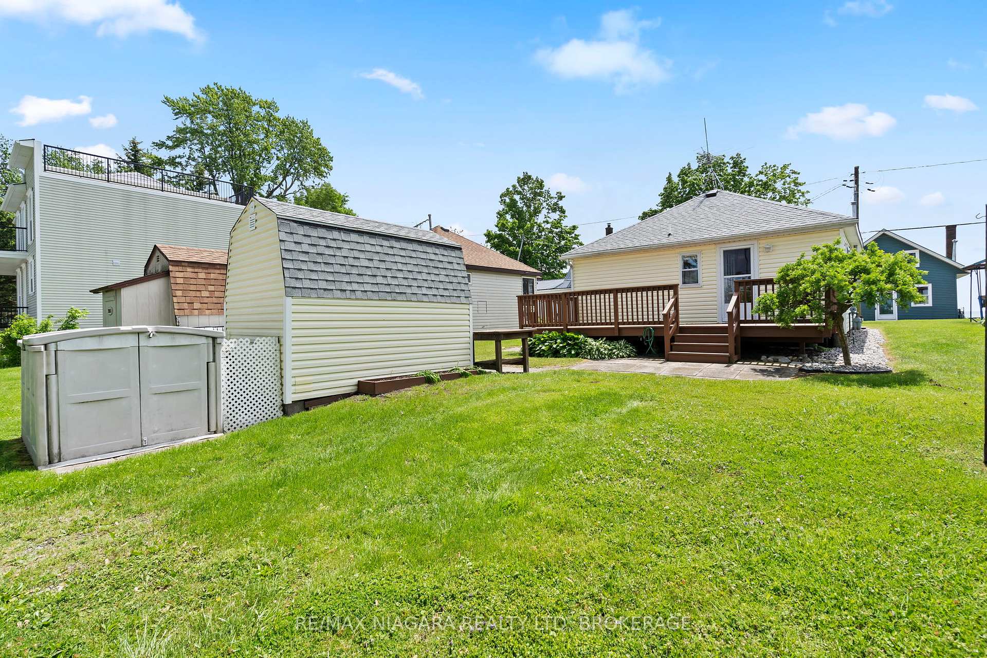 Photo 34 of 12807-12815 Lakeshore Road, Wainfleet, Lakeshore — HOMEH